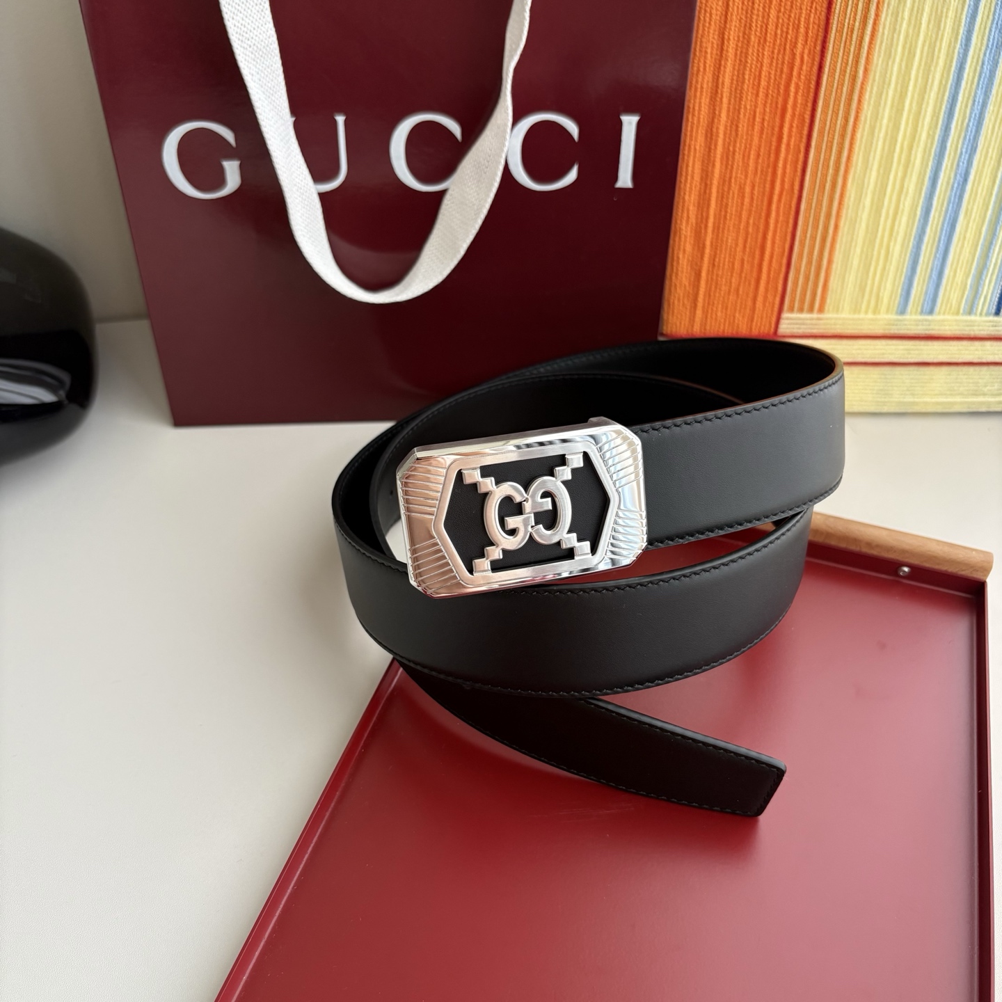 Gucci 经典原单品质，经典压花面配原版皮底，原单精品内穿钢扣，精工制作，细节看图，实物拍摄，高端奢华