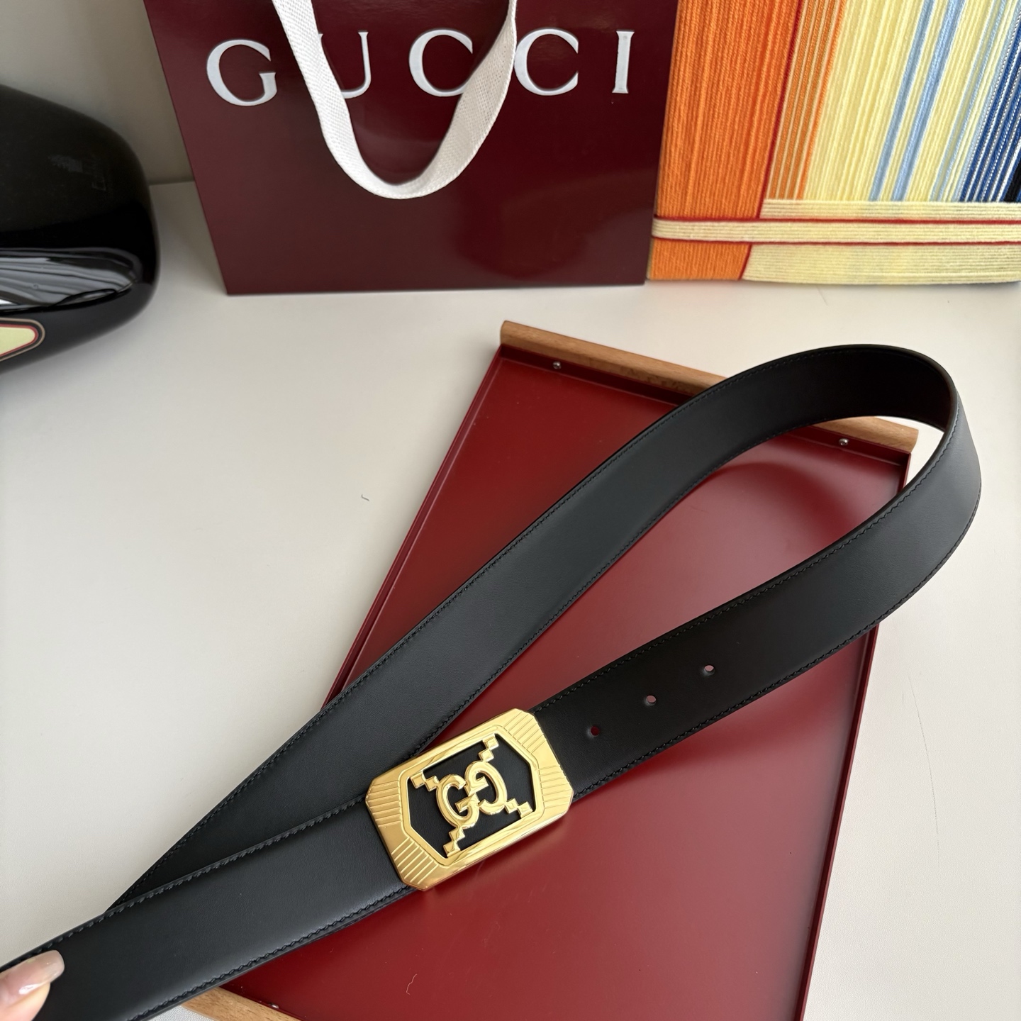 Gucci 经典原单品质，经典压花面配原版皮底，原单精品内穿钢扣，精工制作，细节看图，实物拍摄，高端奢华