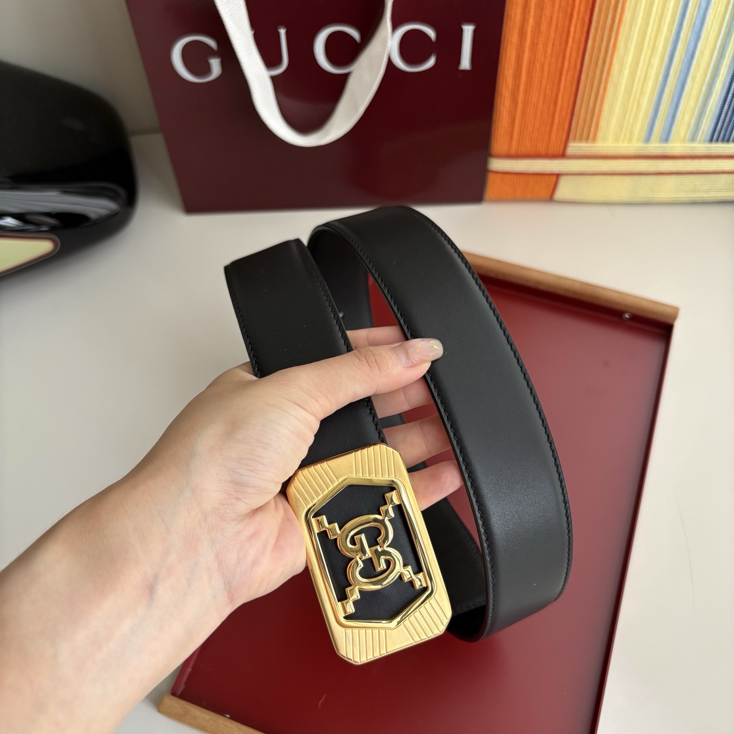 Gucci 经典原单品质，经典压花面配原版皮底，原单精品内穿钢扣，精工制作，细节看图，实物拍摄，高端奢华