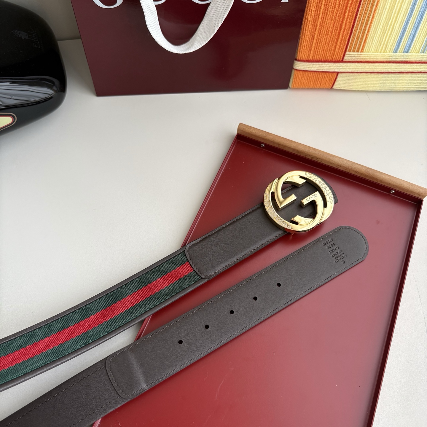 Gucci 经典原单品质，红绿织带拼接小牛皮，原单精品挂扣，精工制作，细节看图，实物拍摄，高端奢华，宽度