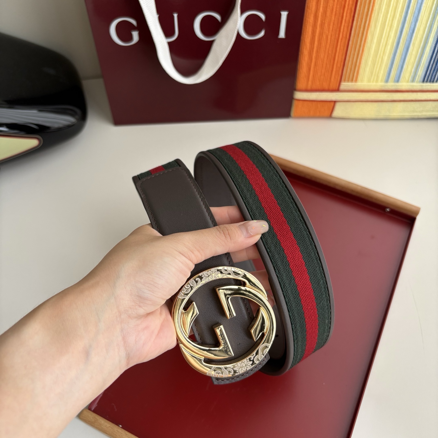 Gucci 经典原单品质，红绿织带拼接小牛皮，原单精品挂扣，精工制作，细节看图，实物拍摄，高端奢华，宽度