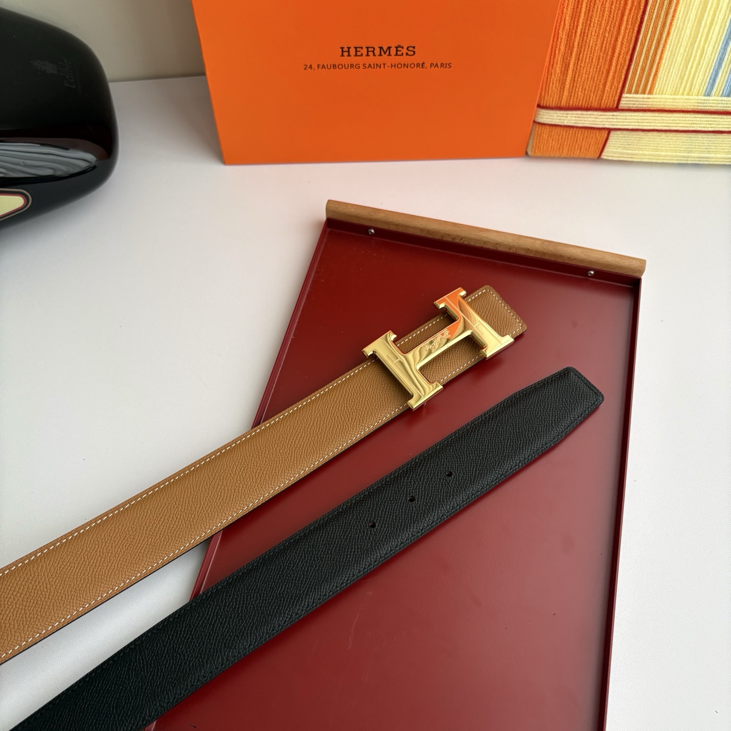 【爱马仕】Hermes 原单爱马仕，宽3.8cm进口原版皮带身，双面可两面用，精品电镀五金 ！