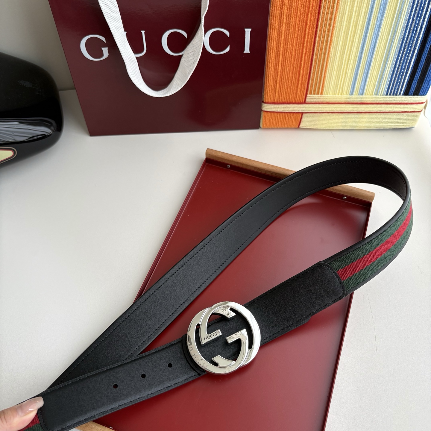 Gucci 经典原单品质，红绿织带拼接小牛皮，原单精品挂扣，精工制作，细节看图，实物拍摄，高端奢华，宽度