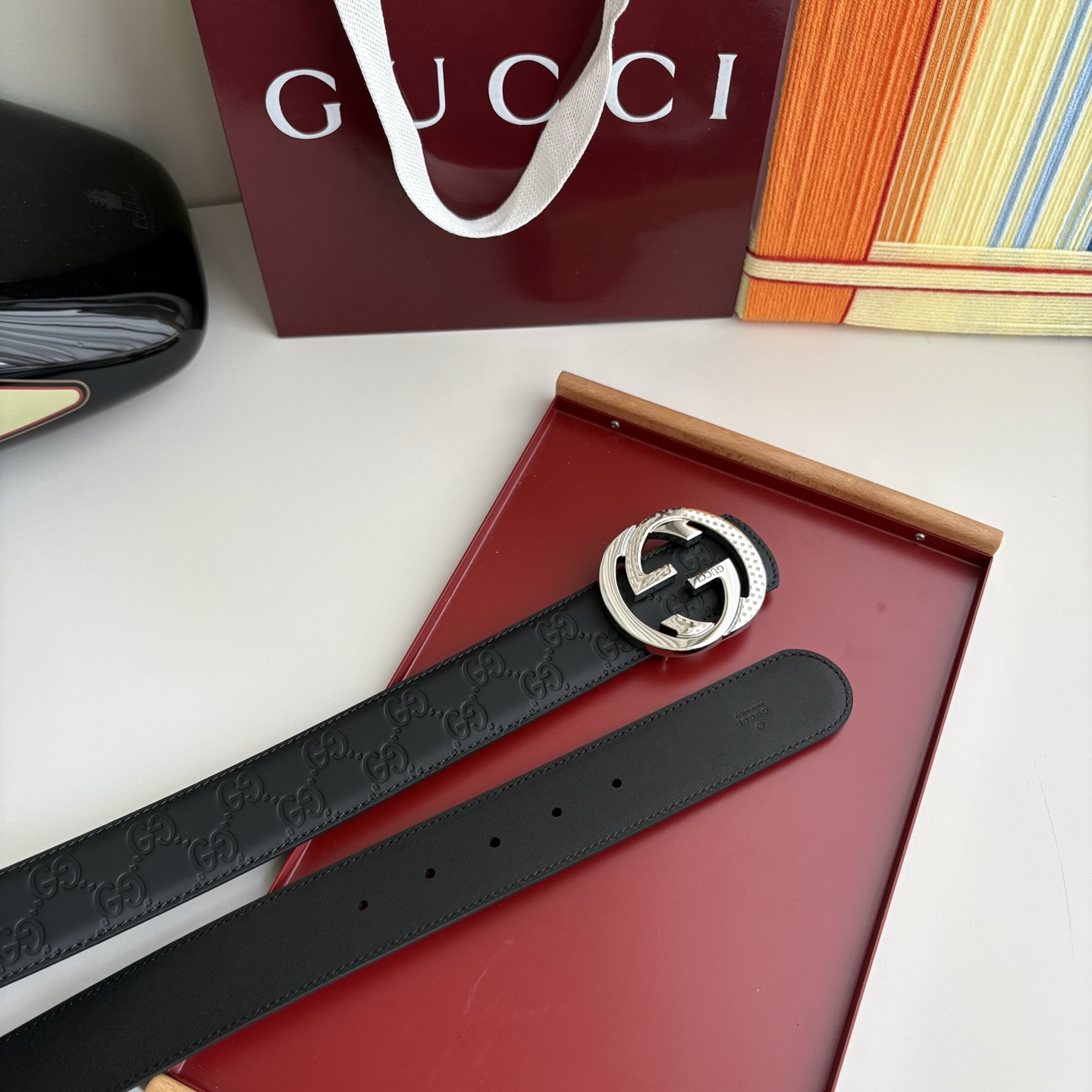 Gucci 经典原单品质，经典压大花面配原版皮底，原单精品挂扣，精工制作，细节看图，实物拍摄，高端奢华，