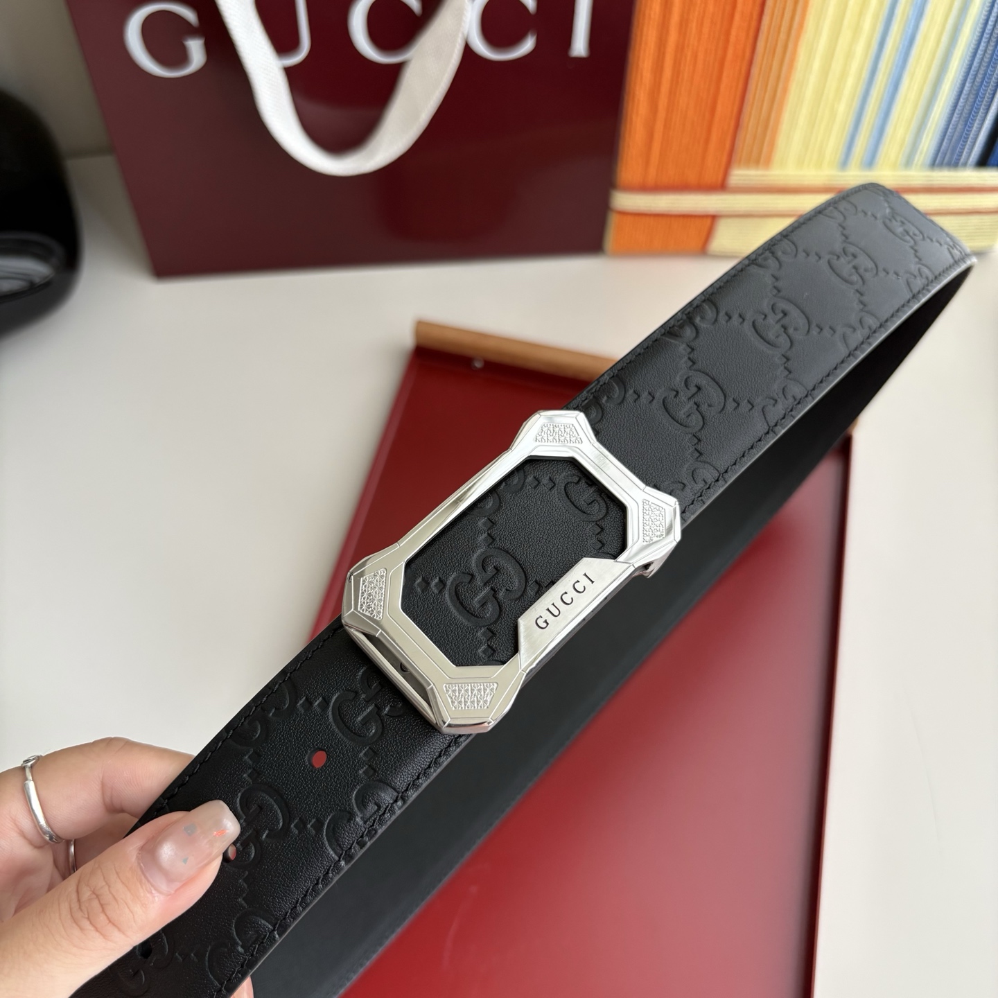 Gucci 经典原单品质，经典压花面配原版皮底，原单精品内穿钢扣，精工制作，细节看图，实物拍摄，高端奢华