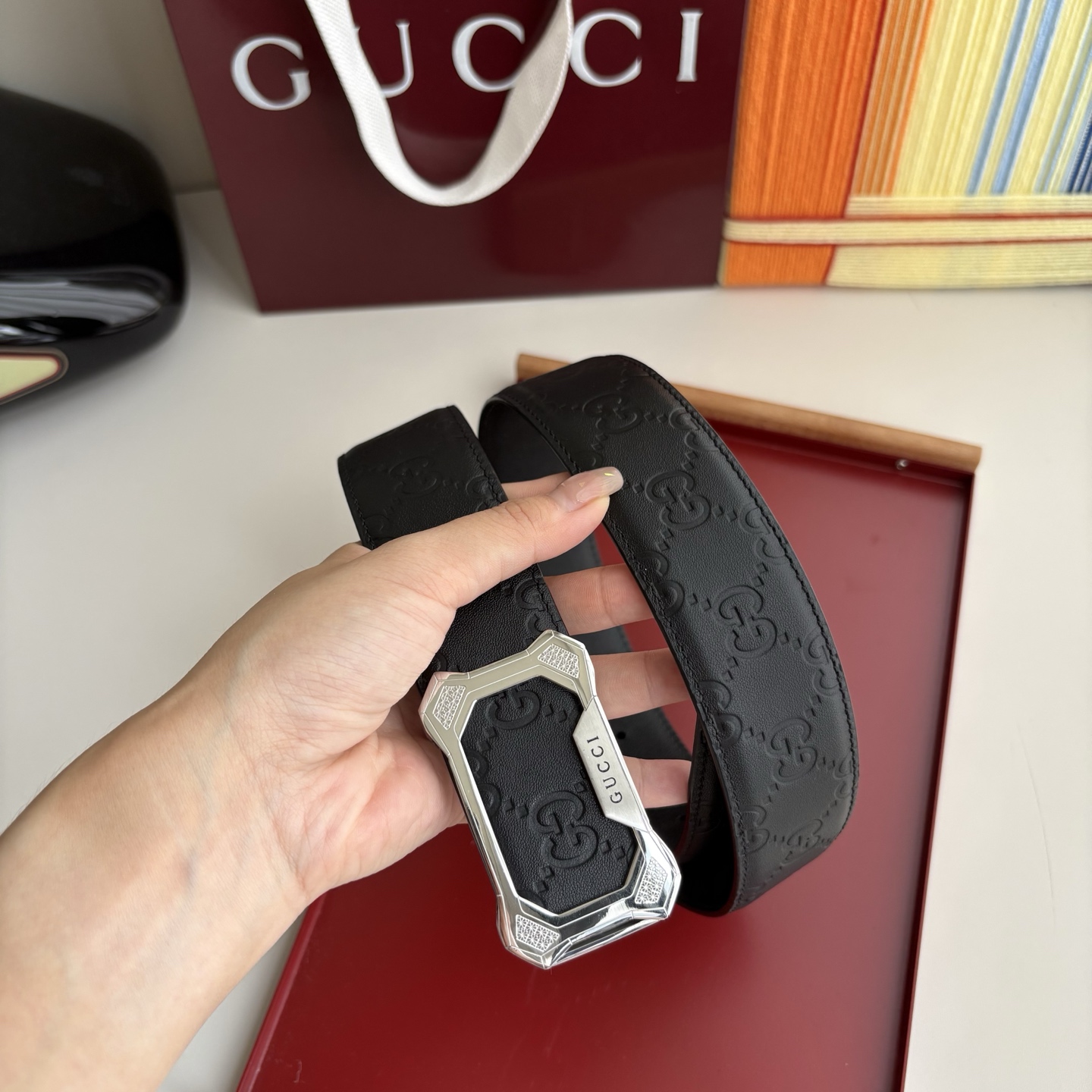 Gucci 经典原单品质，经典压花面配原版皮底，原单精品内穿钢扣，精工制作，细节看图，实物拍摄，高端奢华