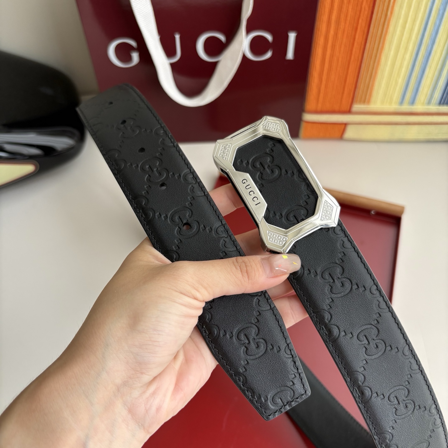 Gucci 经典原单品质，经典压花面配原版皮底，原单精品内穿钢扣，精工制作，细节看图，实物拍摄，高端奢华