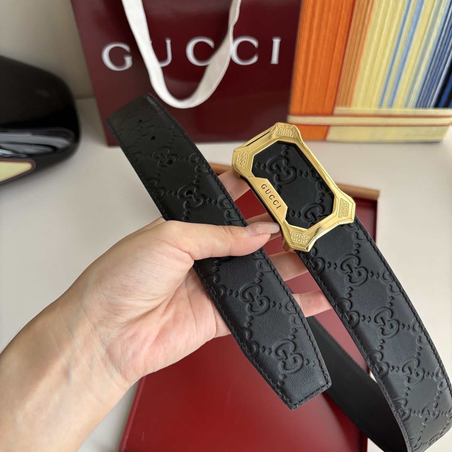 Gucci 经典原单品质，经典压花面配原版皮底，原单精品内穿钢扣，精工制作，细节看图，实物拍摄，高端奢华