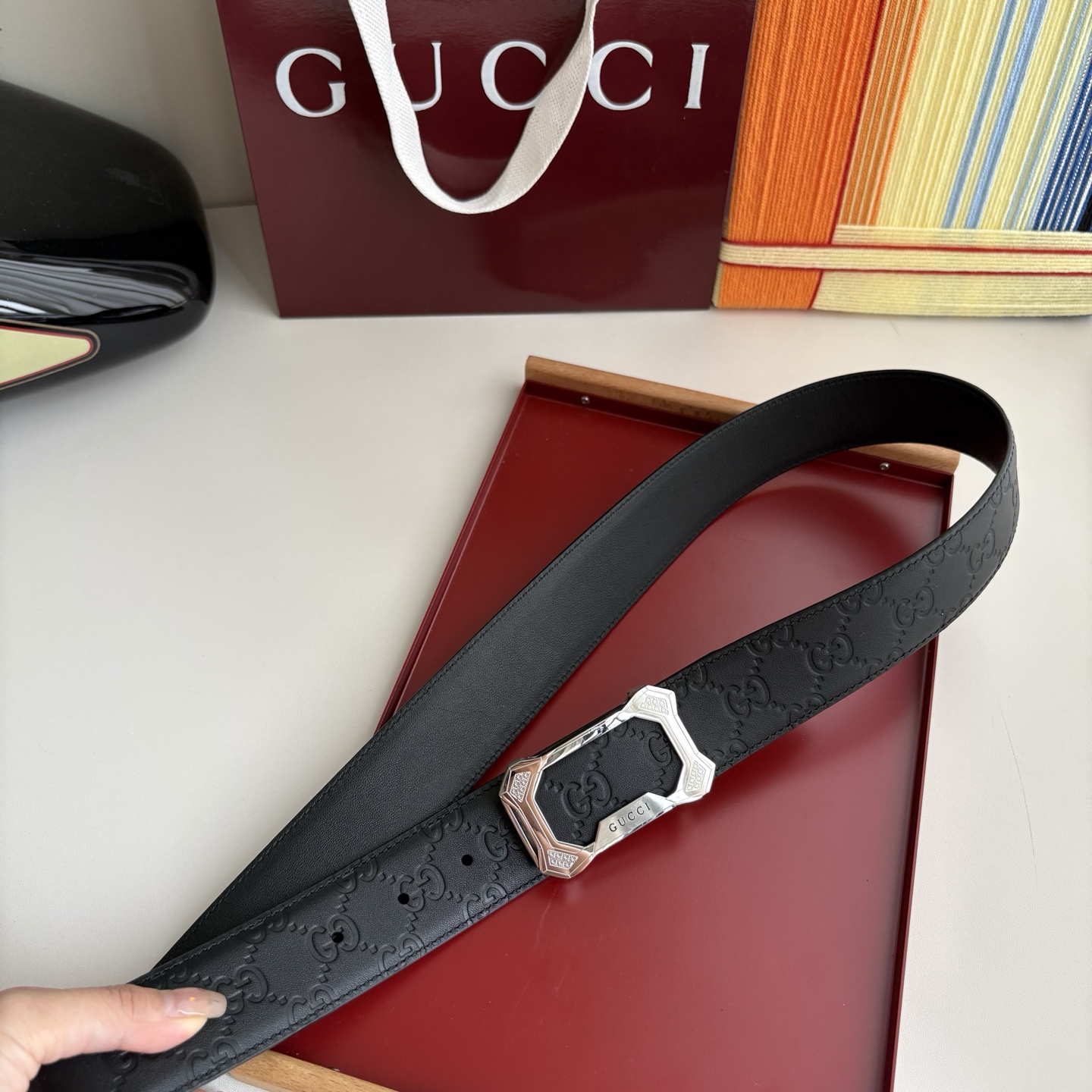 Gucci 经典原单品质，经典压花面配原版皮底，原单精品内穿钢扣，精工制作，细节看图，实物拍摄，高端奢华