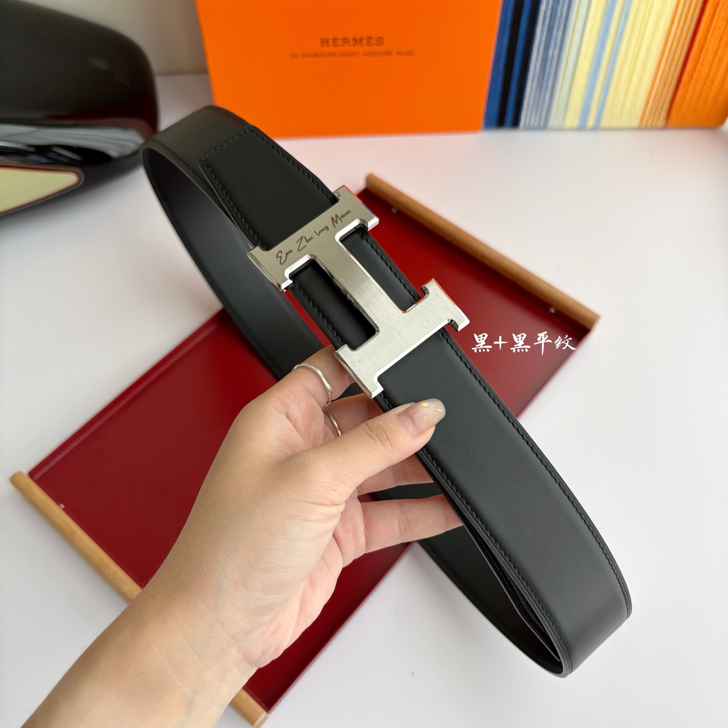 【爱马仕】Hermes 原单爱马仕，宽3.8cm进口原版皮带身，双面可两面用，精品电镀五金 ！
