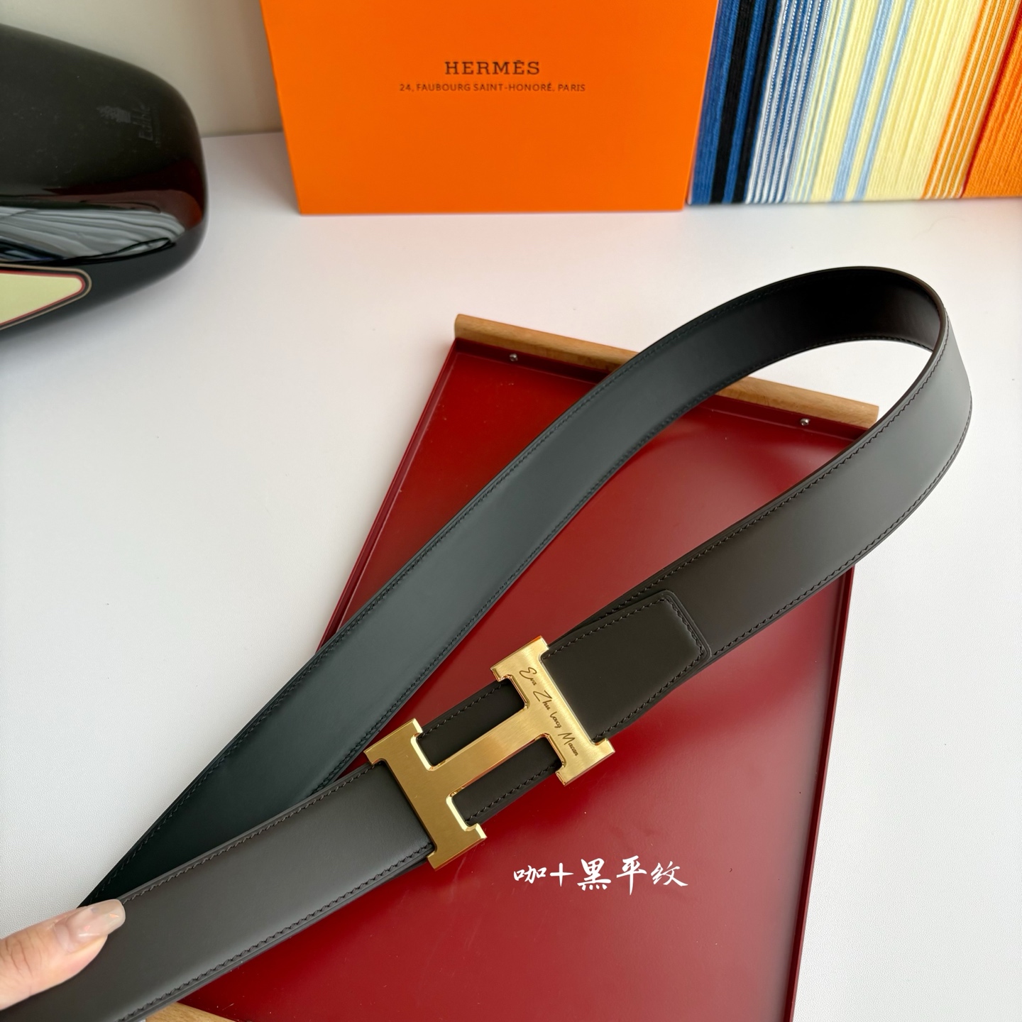 【爱马仕】Hermes 原单爱马仕，宽3.8cm进口原版皮带身，双面可两面用，精品电镀五金 ！