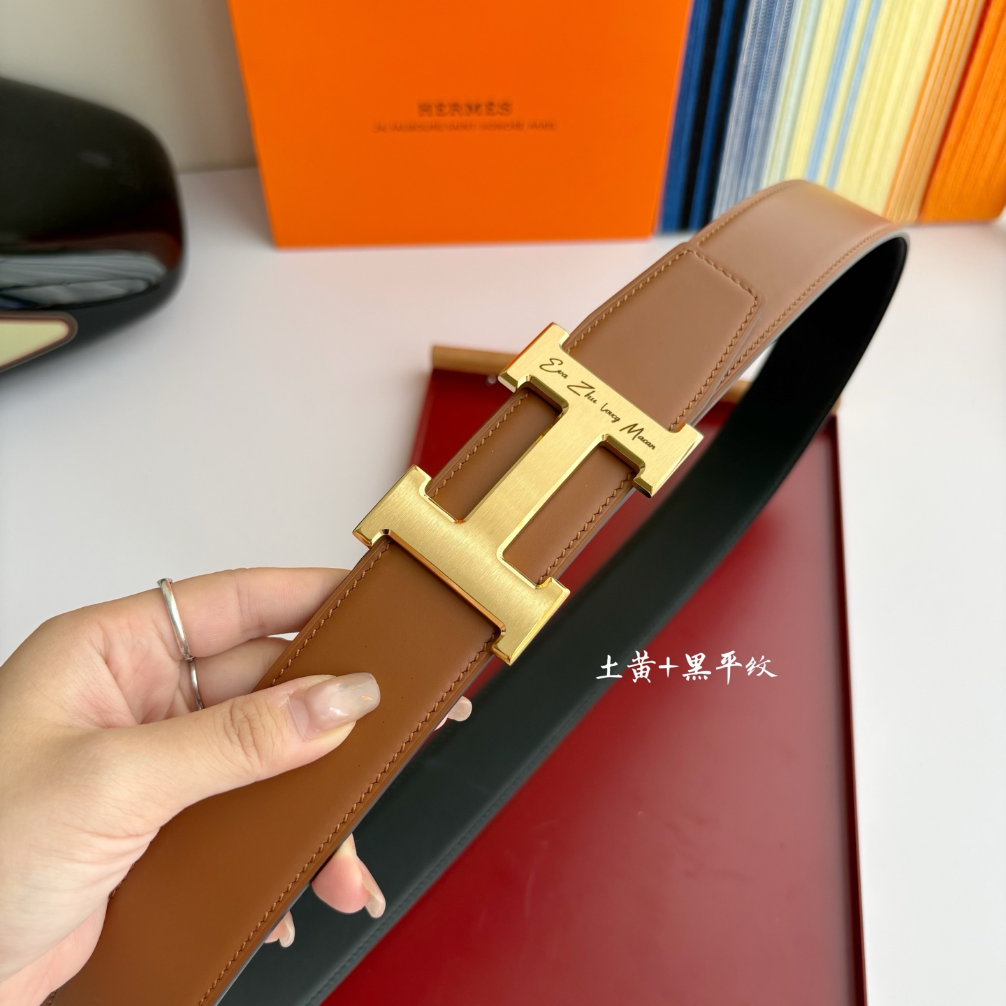 【爱马仕】Hermes 原单爱马仕，宽3.8cm进口原版皮带身，双面可两面用，精品电镀五金 ！