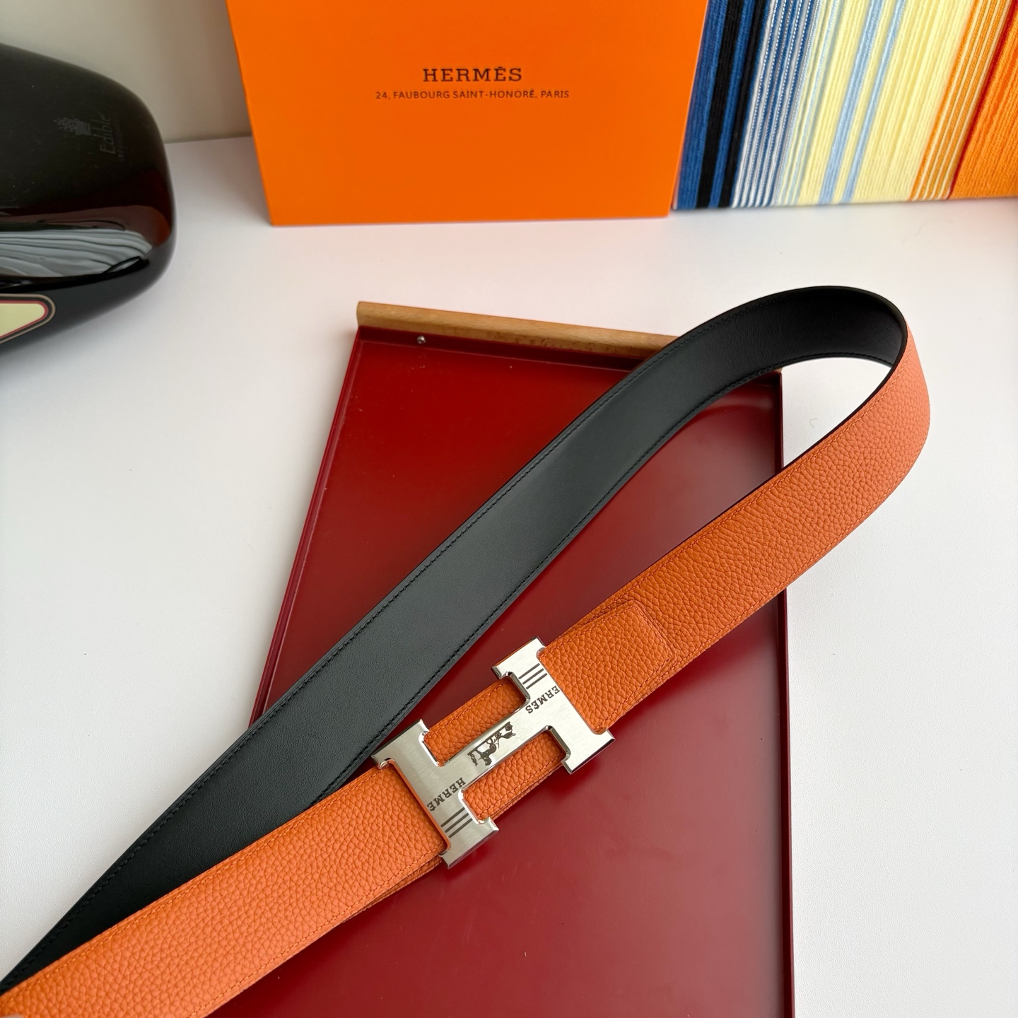 【爱马仕】Hermes 原单爱马仕，宽3.8cm进口原版皮带身，双面可两面用，精品电镀五金 ！