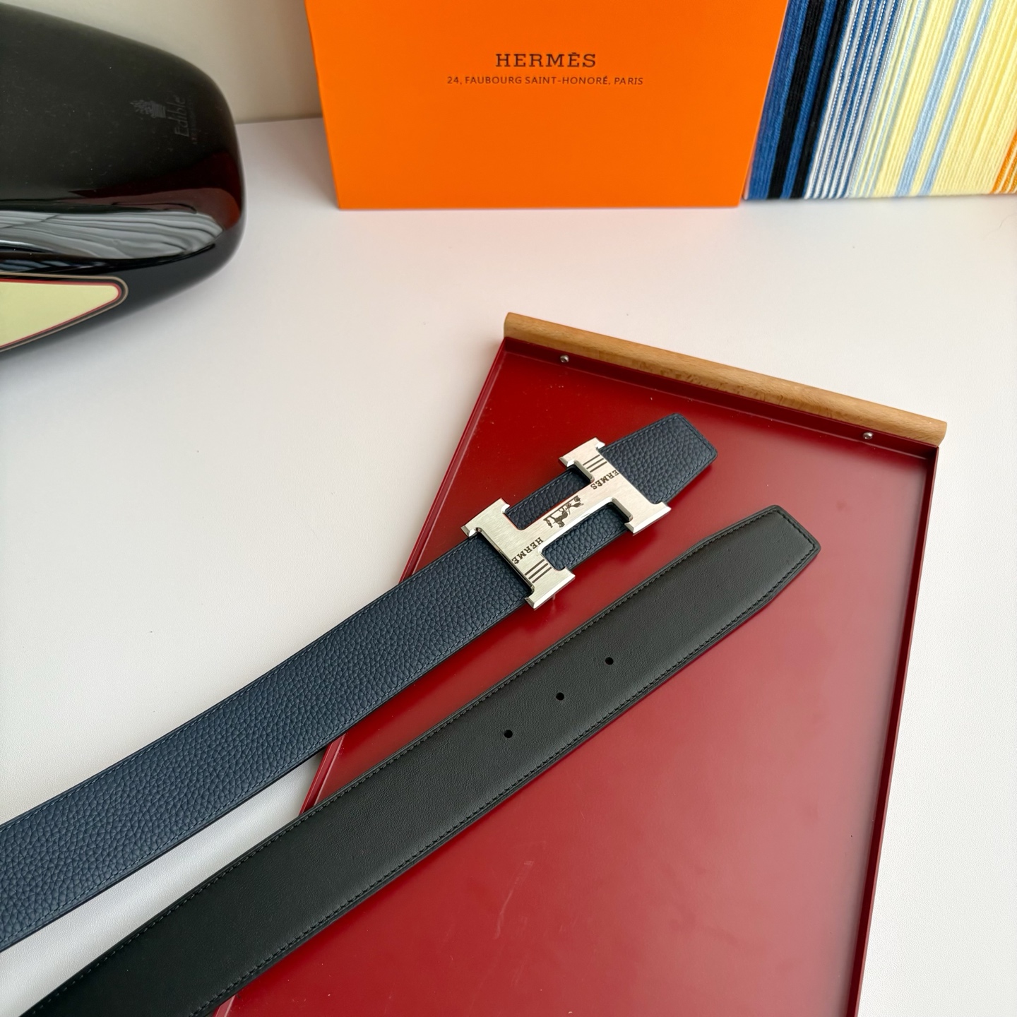 【爱马仕】Hermes 原单爱马仕，宽3.8cm进口原版皮带身，双面可两面用，精品电镀五金 ！