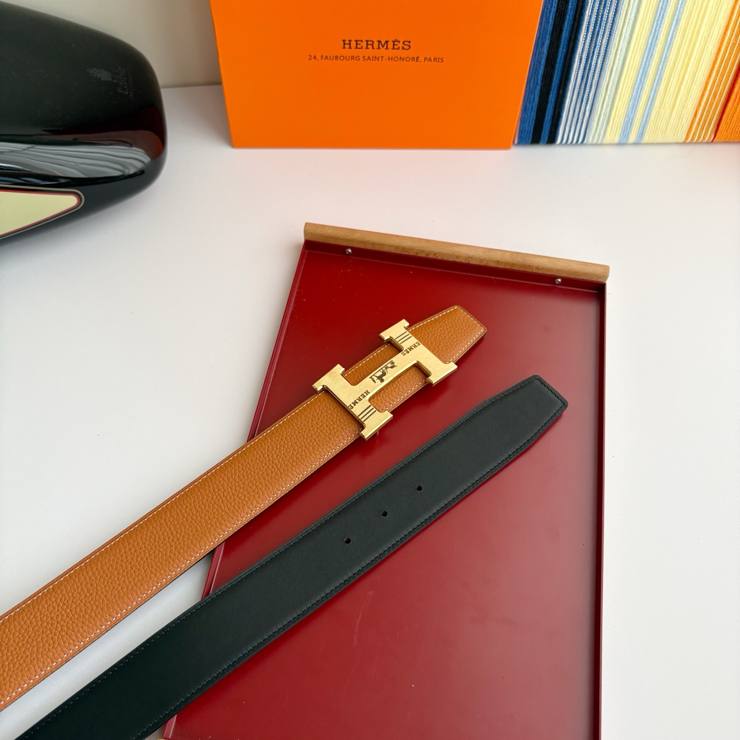 【爱马仕】Hermes 原单爱马仕，宽3.8cm进口原版皮带身，双面可两面用，精品电镀五金 ！