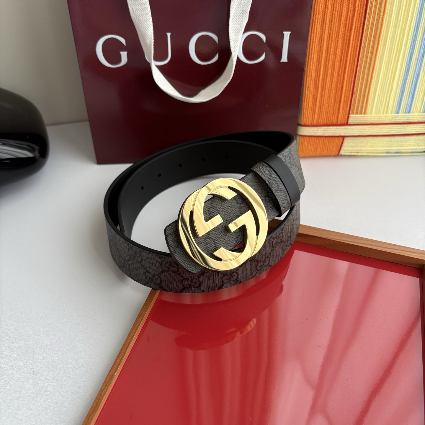 Gucci 经典原单品质，新款灰色Pvc印花搭配原版平纹底，纯铜挂扣，精工制作，细节看图，实物拍摄，高端