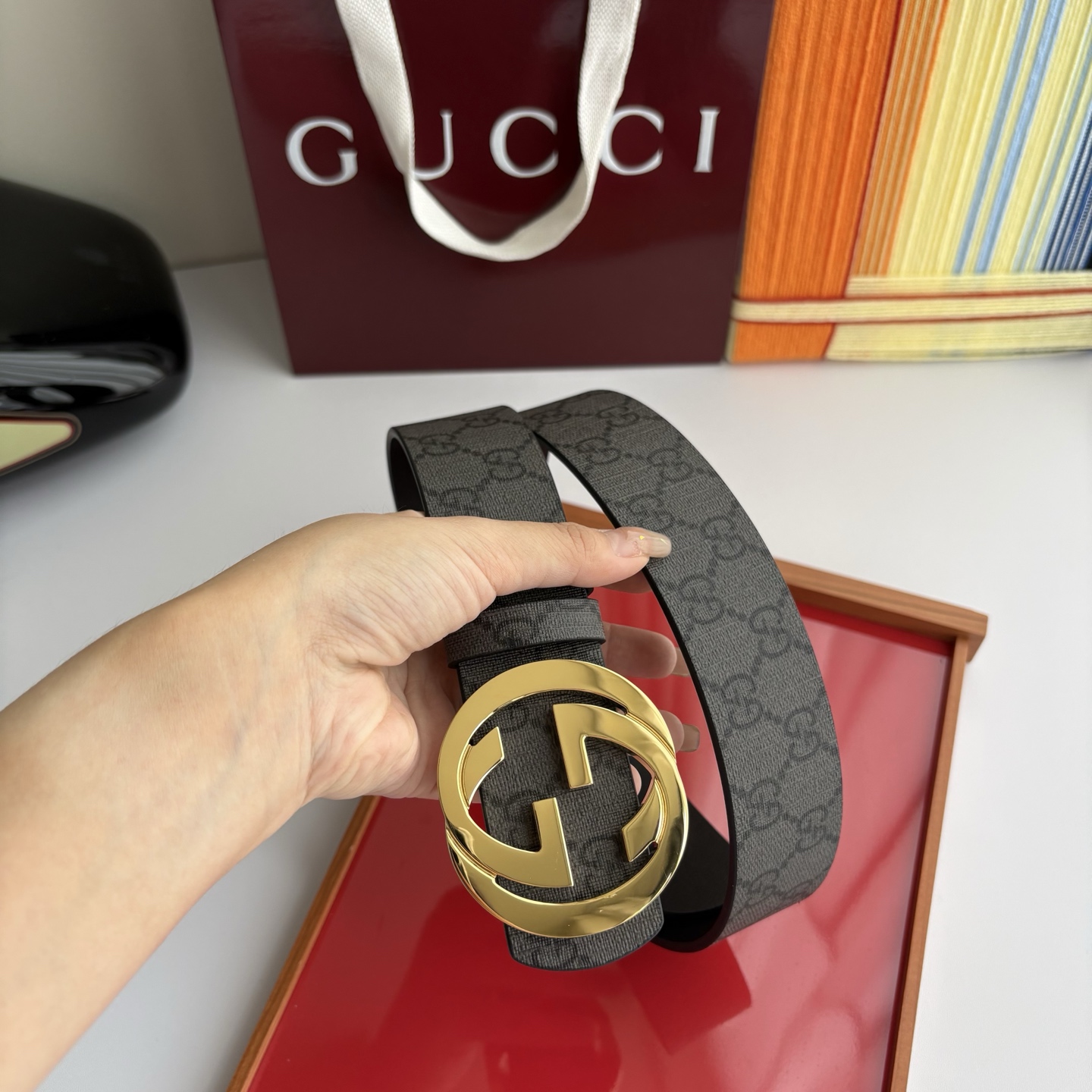 Gucci 经典原单品质，新款灰色Pvc印花搭配原版平纹底，纯铜挂扣，精工制作，细节看图，实物拍摄，高端