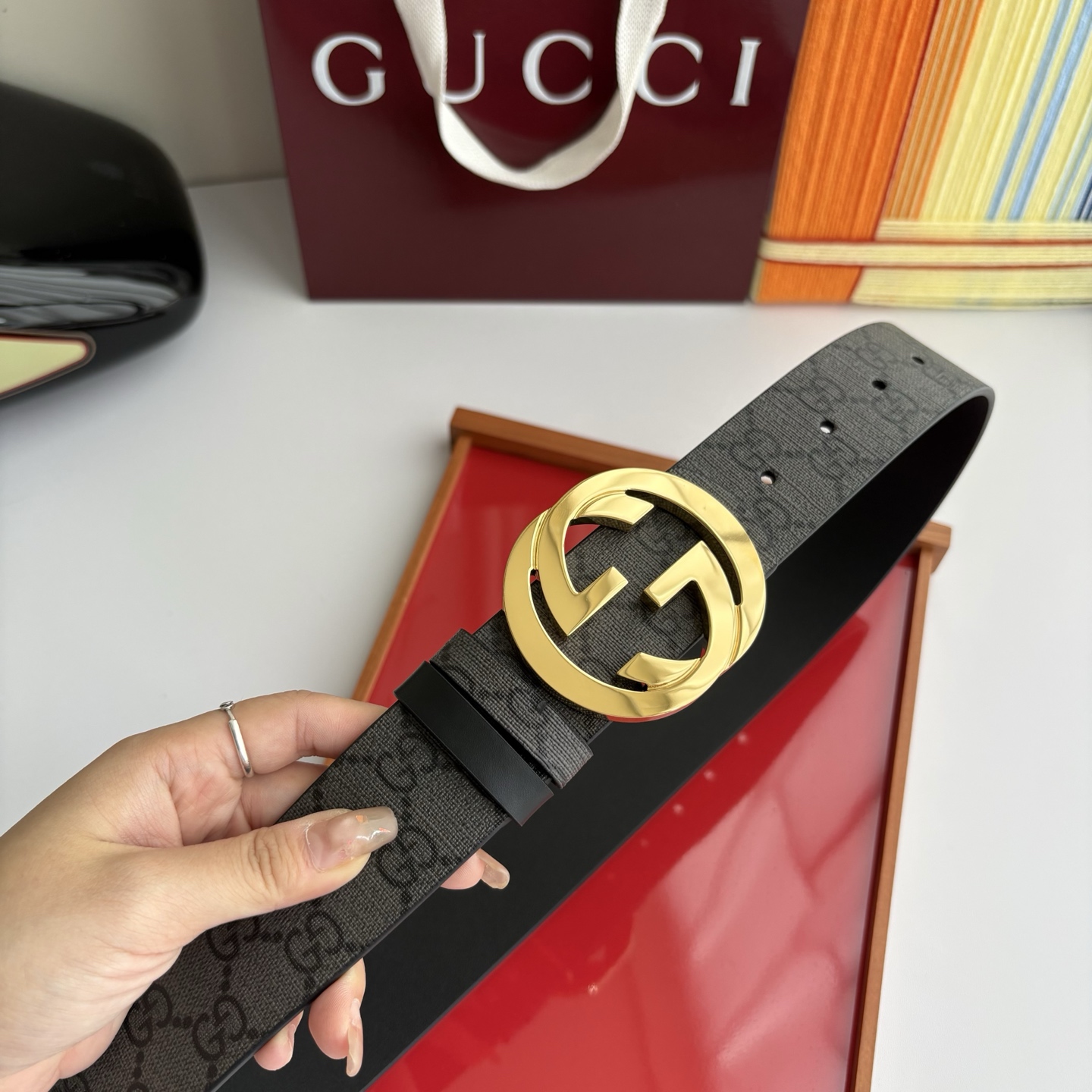 Gucci 经典原单品质，新款灰色Pvc印花搭配原版平纹底，纯铜挂扣，精工制作，细节看图，实物拍摄，高端