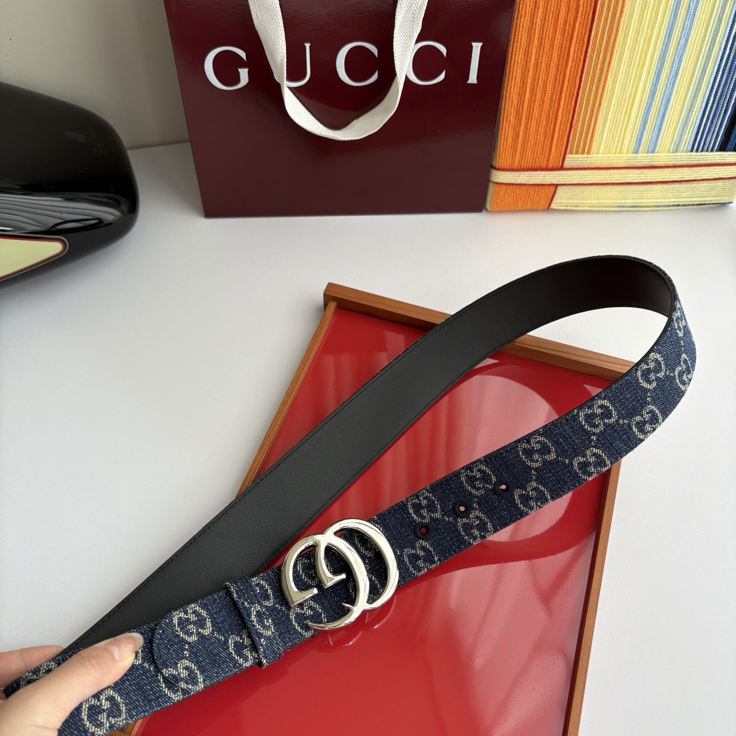 Gucci 经典原单品质，牛仔布品牌印花logo搭配原版平纹皮底，纯铜精品扣，精工制作，细节看图，实物拍