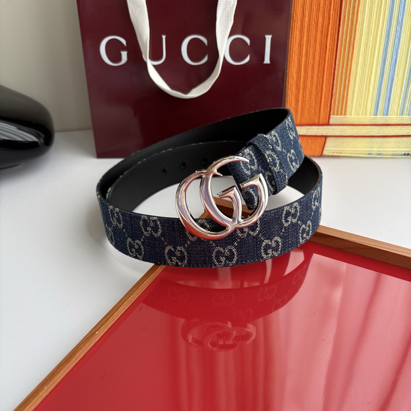 Gucci 经典原单品质，牛仔布品牌印花logo搭配原版平纹皮底，纯铜精品扣，精工制作，细节看图，实物拍