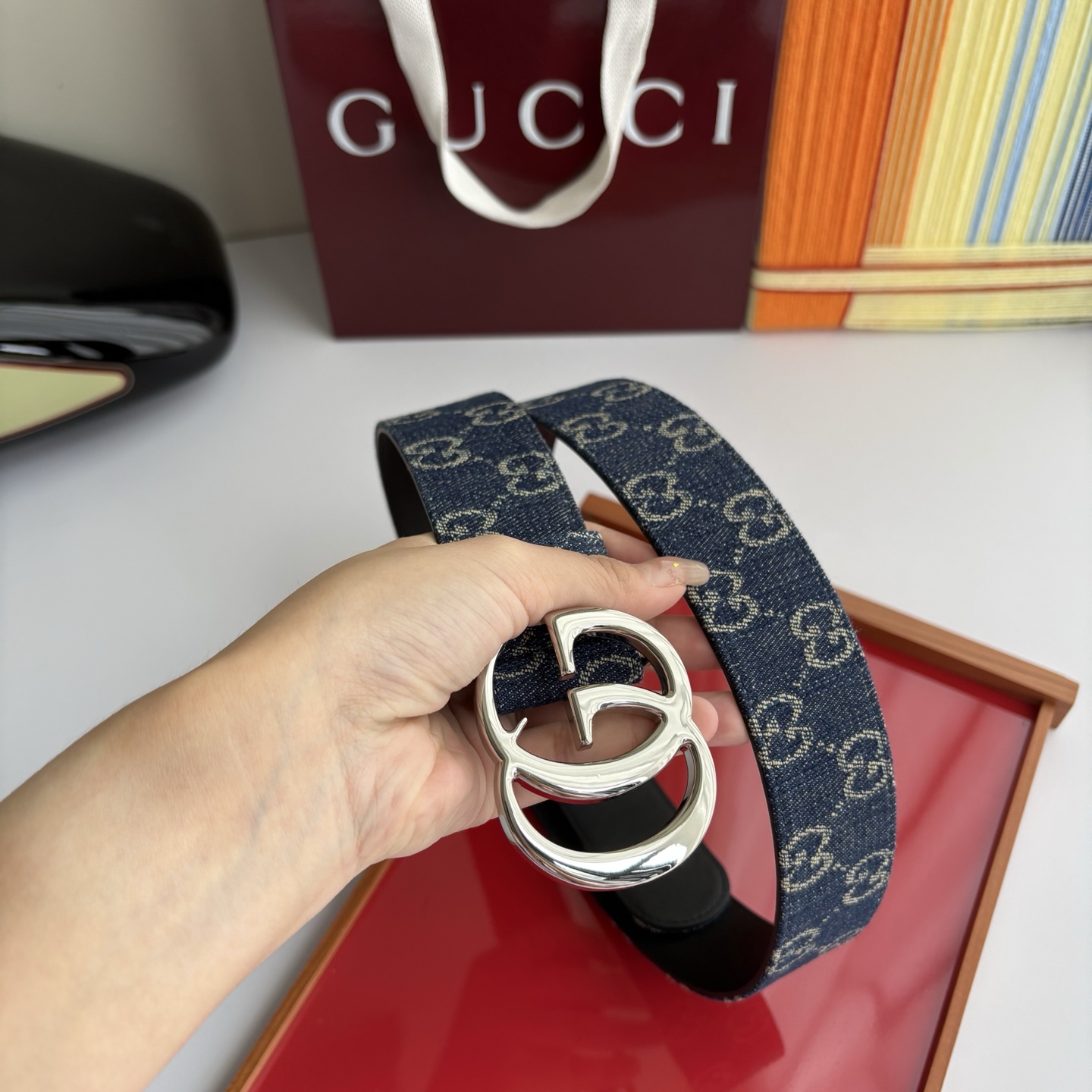 Gucci 经典原单品质，牛仔布品牌印花logo搭配原版平纹皮底，纯铜精品扣，精工制作，细节看图，实物拍