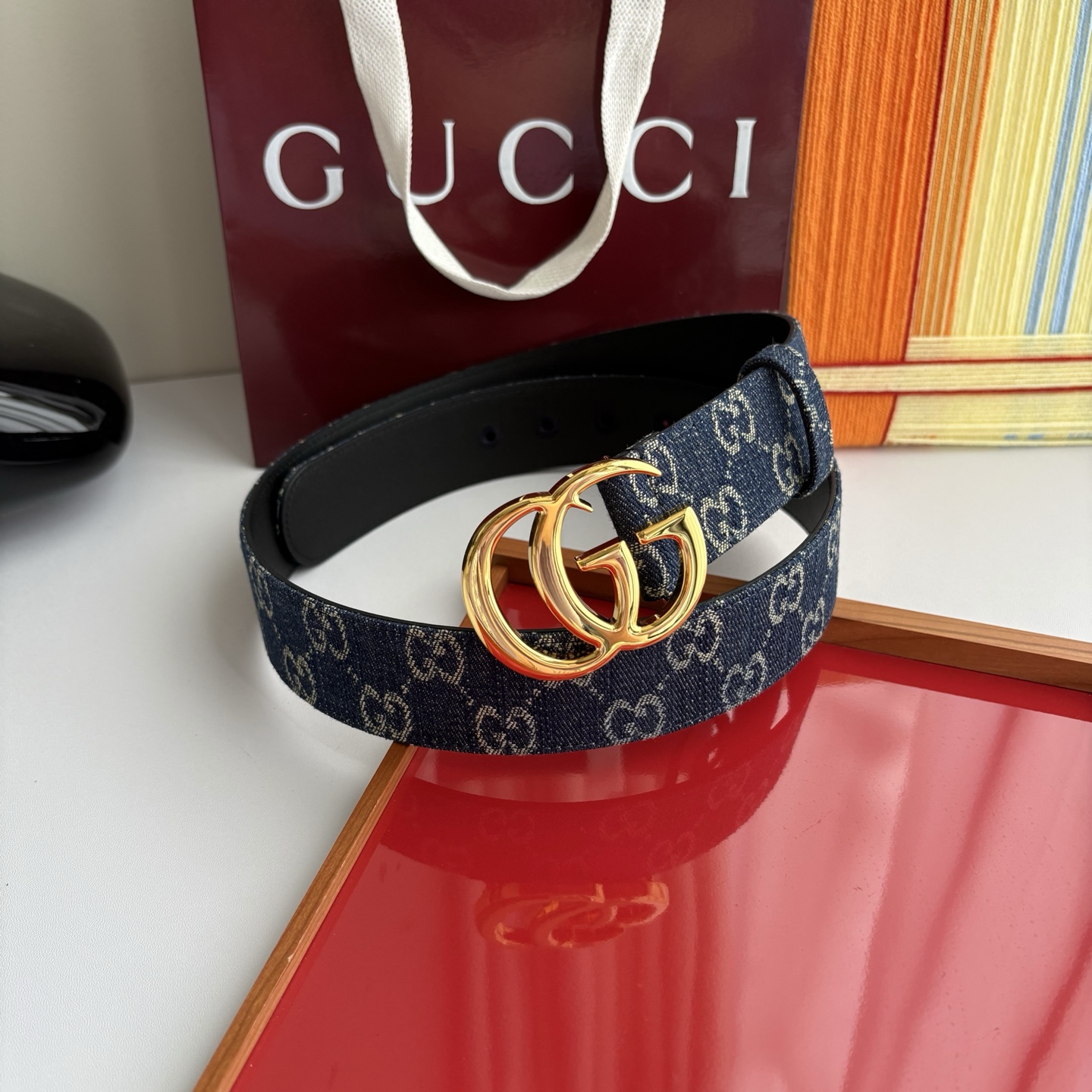 Gucci 经典原单品质，牛仔布品牌印花logo搭配原版平纹皮底，纯铜精品扣，精工制作，细节看图，实物拍