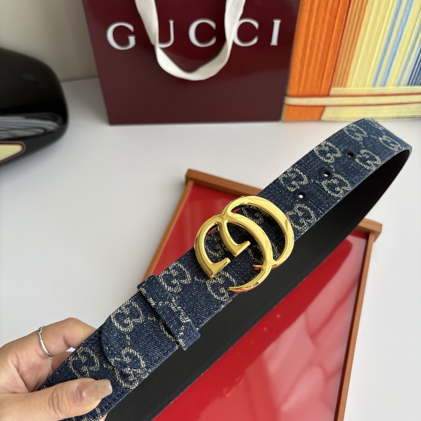 Gucci 经典原单品质，牛仔布品牌印花logo搭配原版平纹皮底，纯铜精品扣，精工制作，细节看图，实物拍