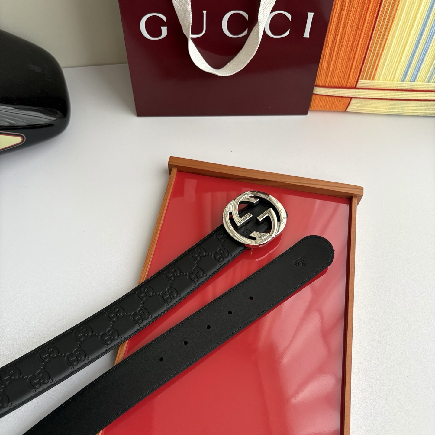 Gucci 经典原单品质，头层牛皮压花配原版皮底，原单精品挂扣，精工制作，细节看图，实物拍摄，高端奢华，