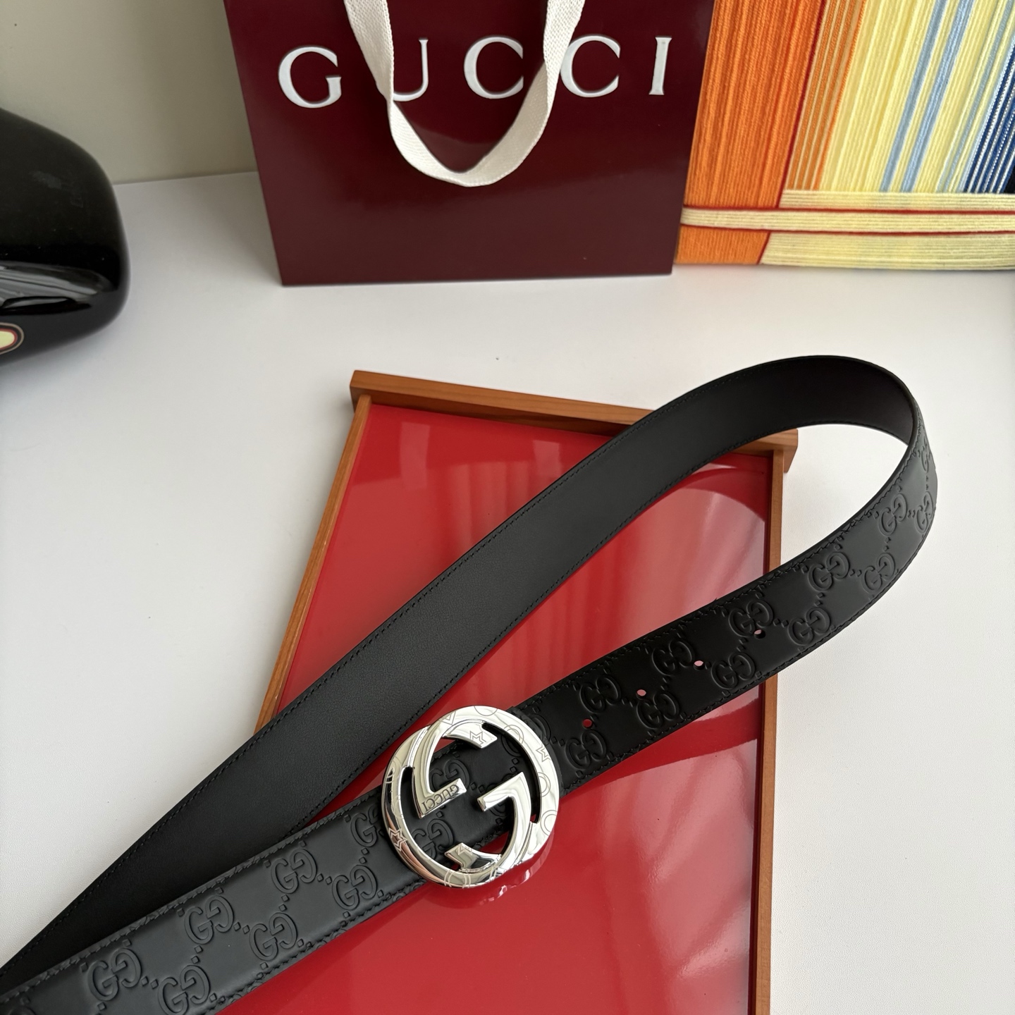 Gucci 经典原单品质，头层牛皮压花配原版皮底，原单精品挂扣，精工制作，细节看图，实物拍摄，高端奢华，