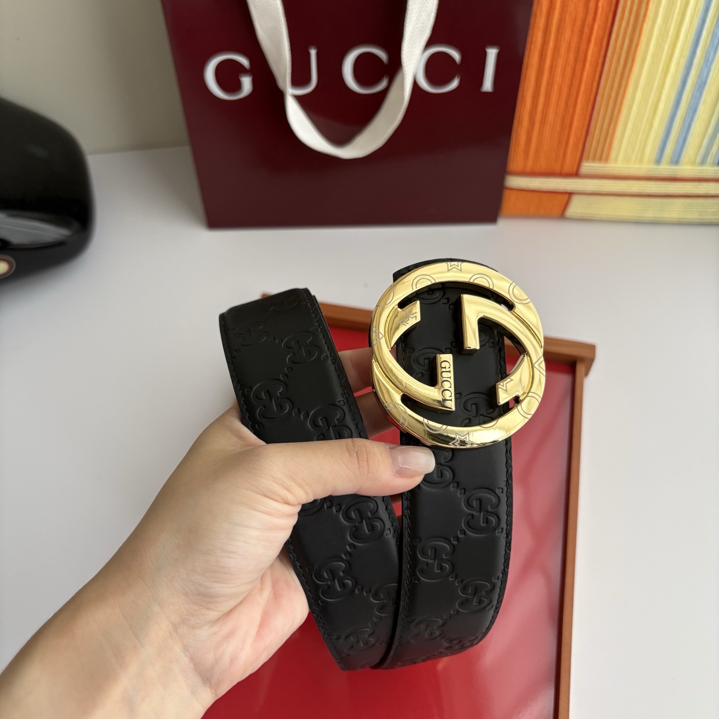 Gucci 经典原单品质，头层牛皮压花配原版皮底，原单精品挂扣，精工制作，细节看图，实物拍摄，高端奢华，