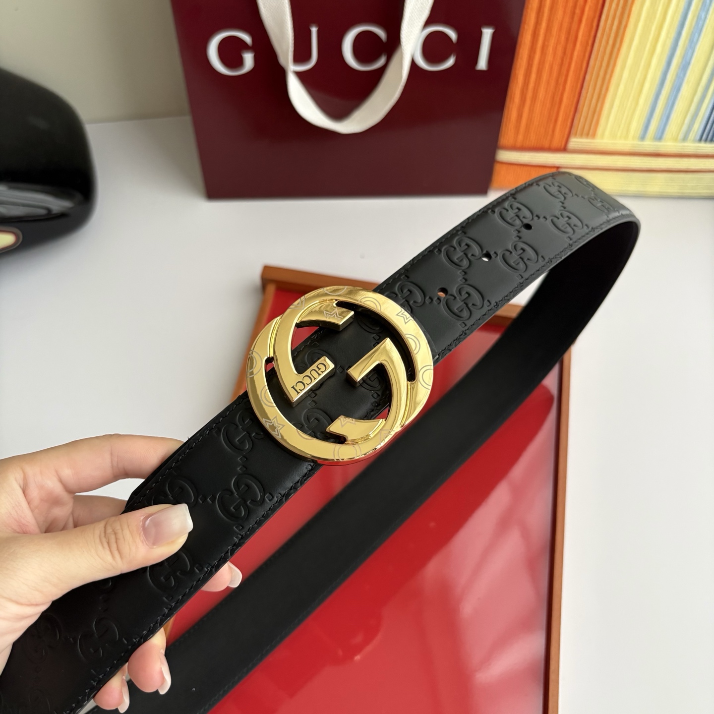 Gucci 经典原单品质，头层牛皮压花配原版皮底，原单精品挂扣，精工制作，细节看图，实物拍摄，高端奢华，