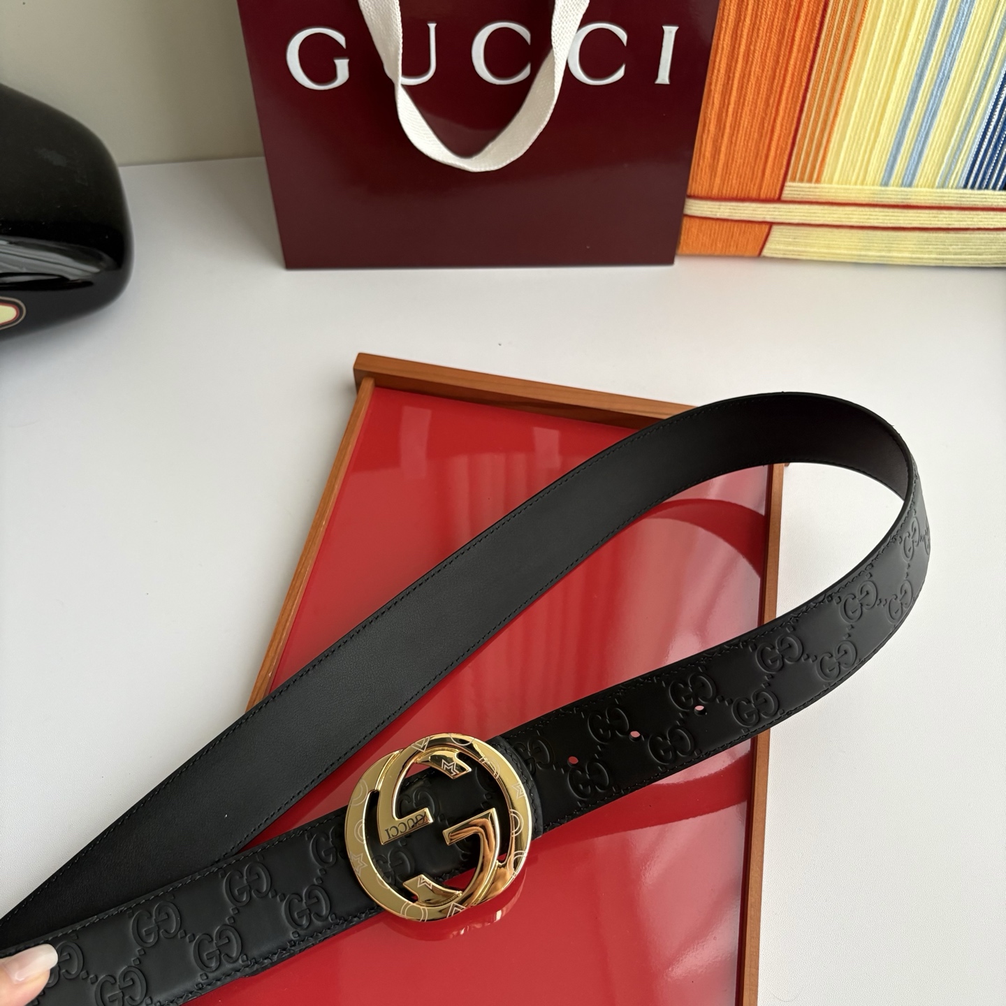 Gucci 经典原单品质，头层牛皮压花配原版皮底，原单精品挂扣，精工制作，细节看图，实物拍摄，高端奢华，