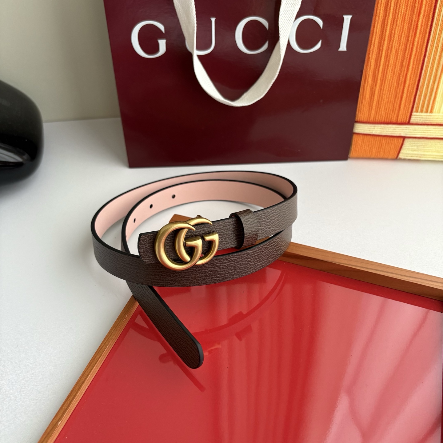 NO:860958,Original Gucci classic original quality, original calfskin with plain bottom, pure copper boutique hanging buckle, usable on both sides, see pictures for details, real shot, high-end luxury, width 2.0cm, belt, gucci, cowhide19860909原单  Gucci 经典原单品质,原版小牛皮搭配平纹底,纯铜精品挂扣,两面可用,细节看图,实物拍摄,高端奢华,宽度2.0cm,皮带,gucci,cowhide,Belt