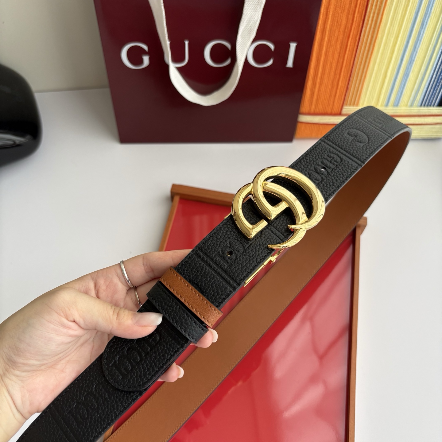 Gucci 经典原单品质，荔枝纹面搭土黄平纹底，精品旋转铜扣，精工制作，细节看图，实物拍摄，高端奢华，宽