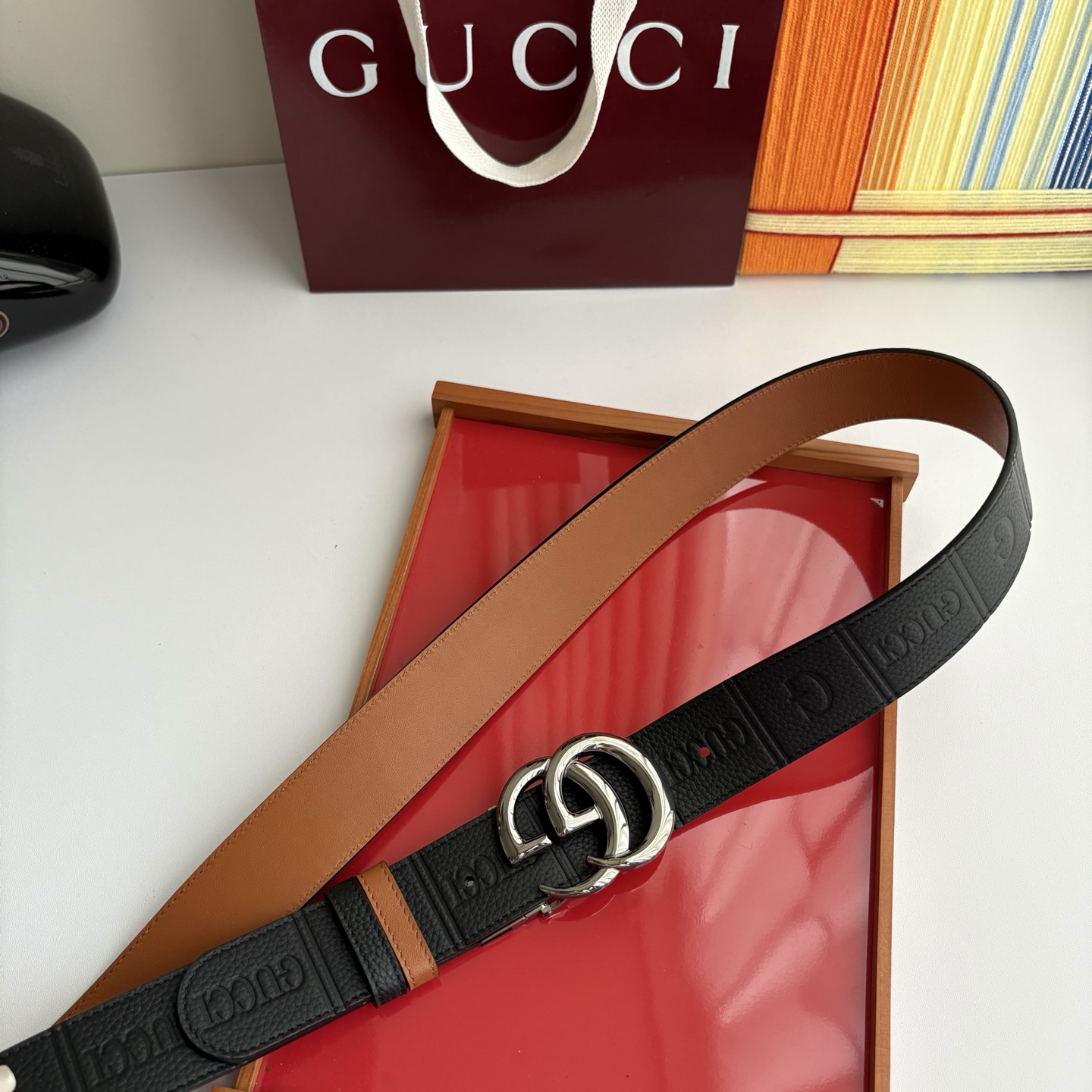 Gucci 经典原单品质，荔枝纹面搭土黄平纹底，精品旋转铜扣，精工制作，细节看图，实物拍摄，高端奢华，宽