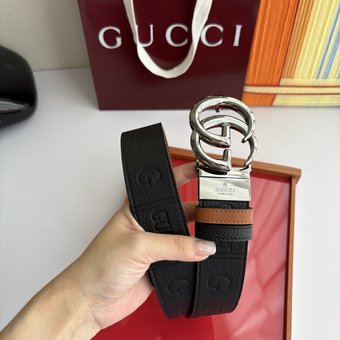 Gucci 经典原单品质，荔枝纹面搭土黄平纹底，精品旋转铜扣，精工制作，细节看图，实物拍摄，高端奢华，宽
