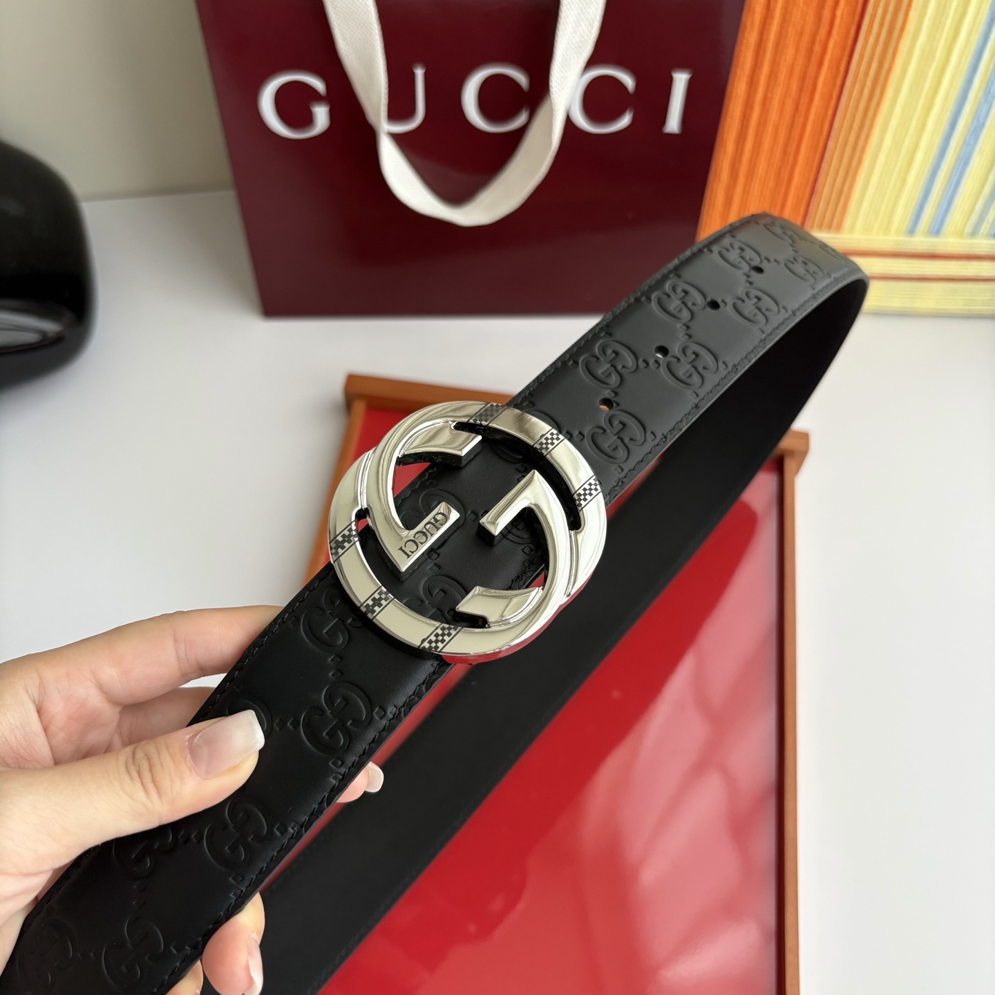 Gucci 经典原单品质，压花面搭配原版平纹底，精品铜扣，精工制作，细节看图，实物拍摄，高端奢华，宽度4