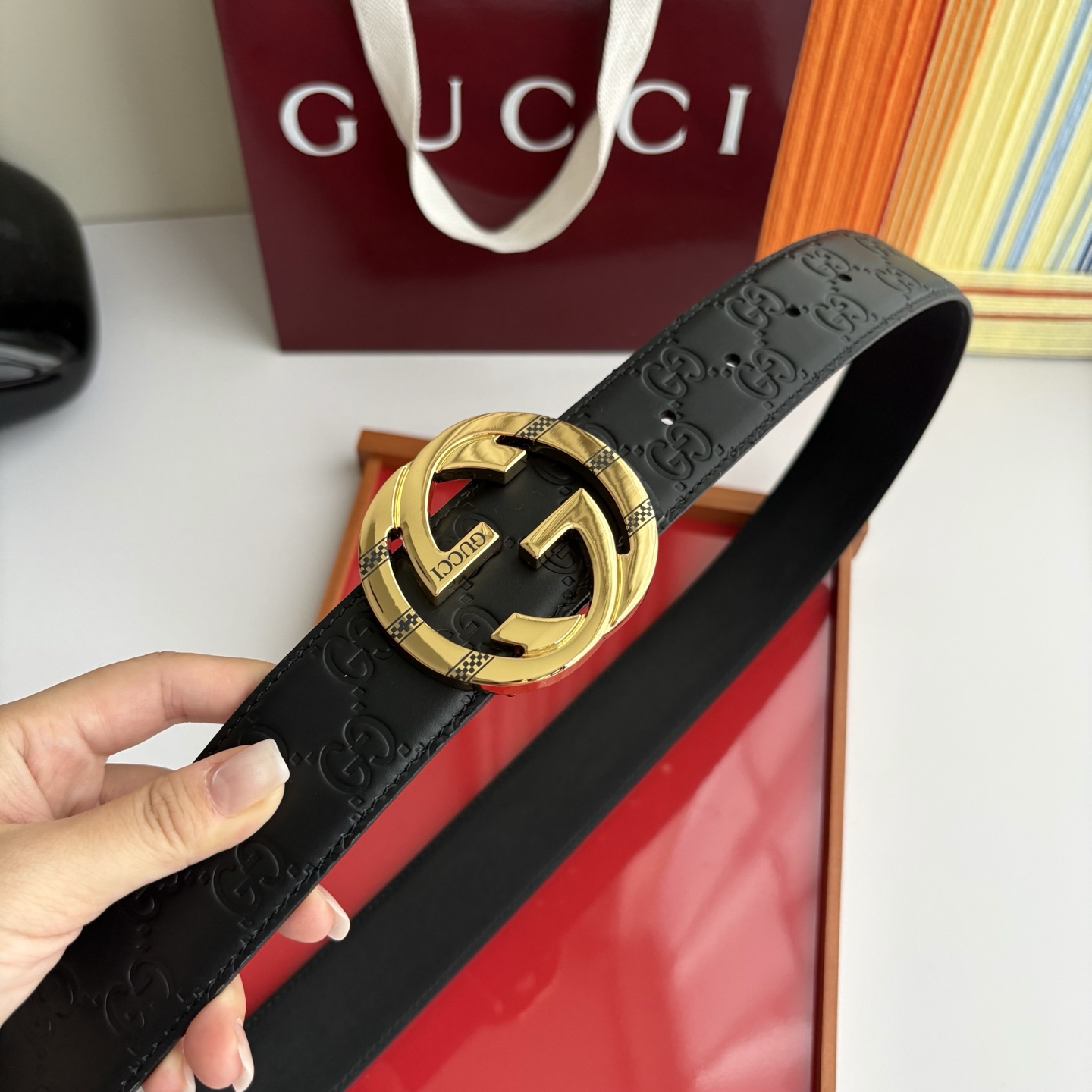 Gucci 经典原单品质，压花面搭配原版平纹底，精品铜扣，精工制作，细节看图，实物拍摄，高端奢华，宽度4
