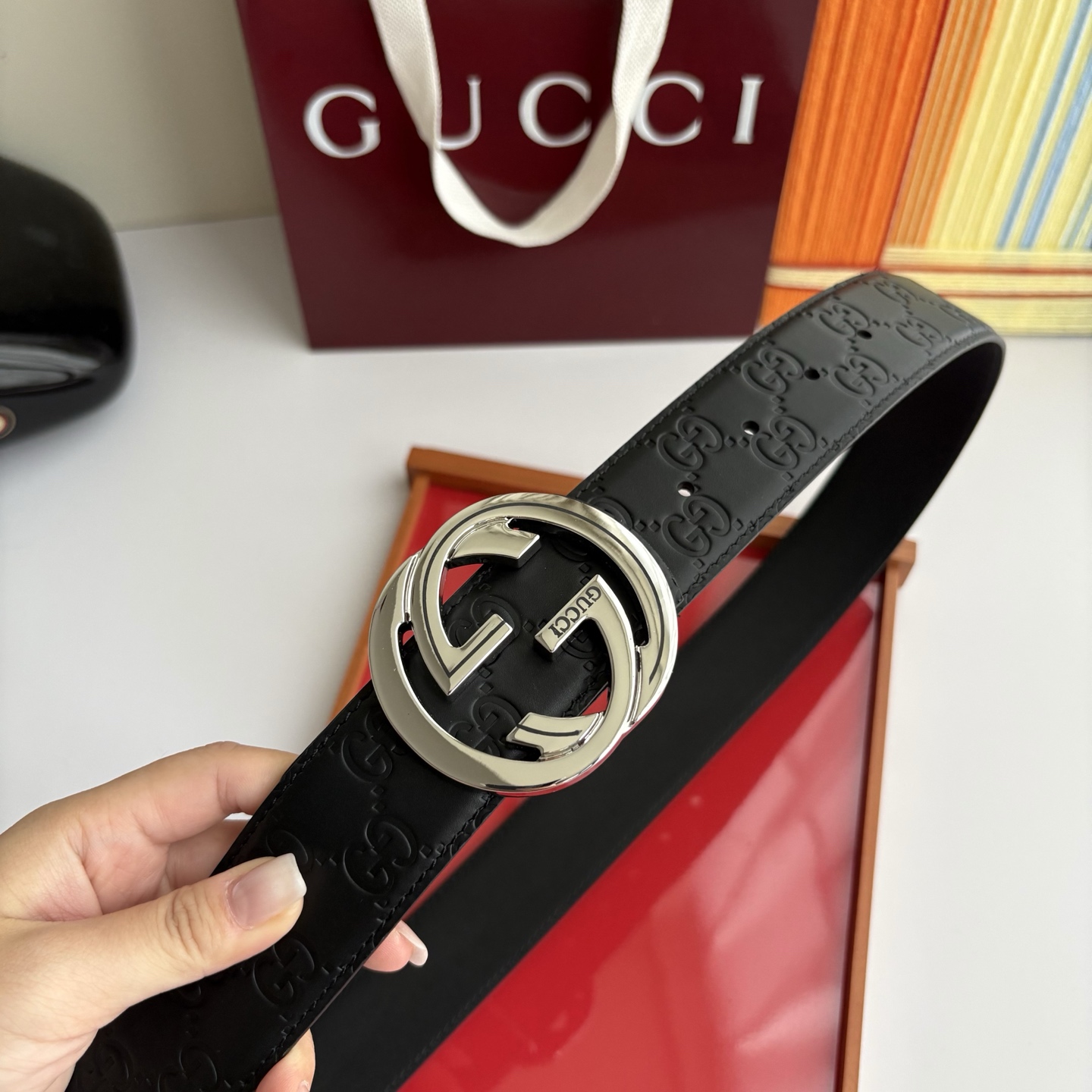 Gucci 经典原单品质，压花面搭配原版平纹底，精品铜扣，精工制作，细节看图，实物拍摄，高端奢华，宽度4