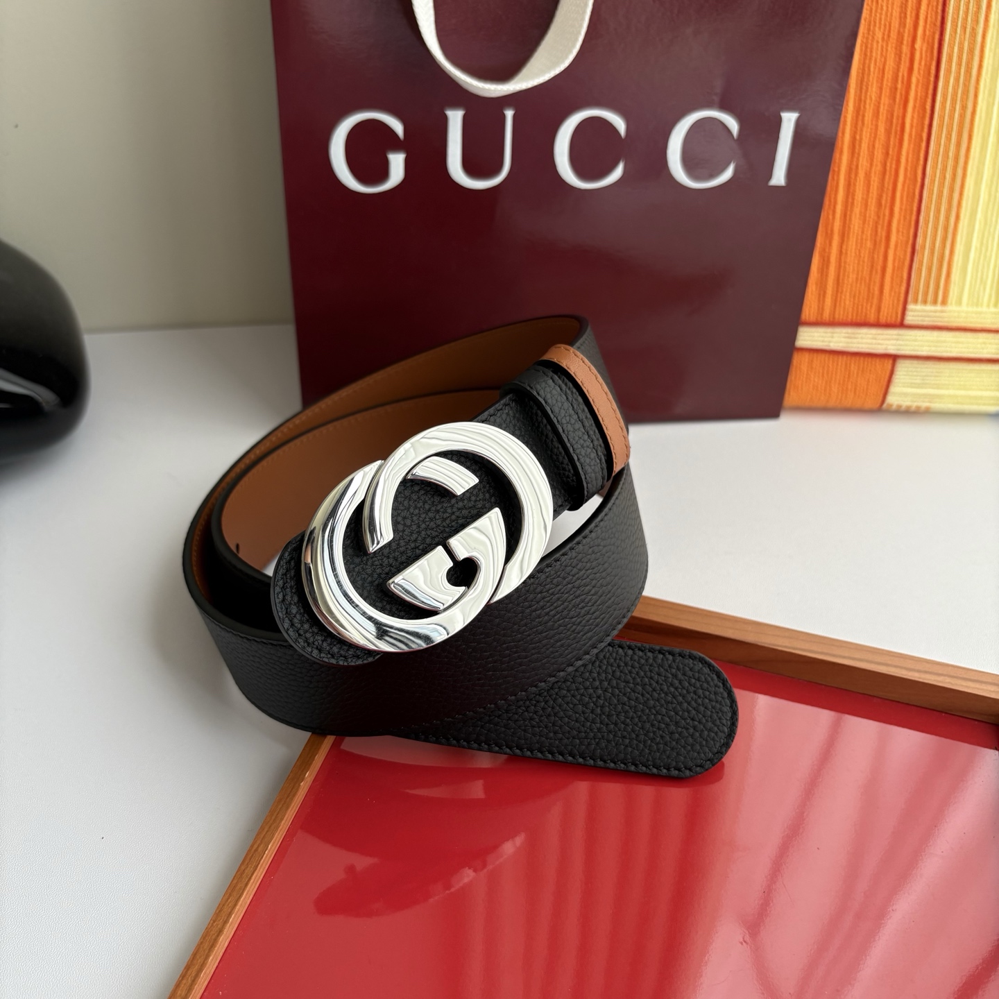 Gucci 经典原单品质，荔枝纹面搭土黄平纹底，精品铜扣，精工制作，细节看图，实物拍摄，高端奢华，宽度4