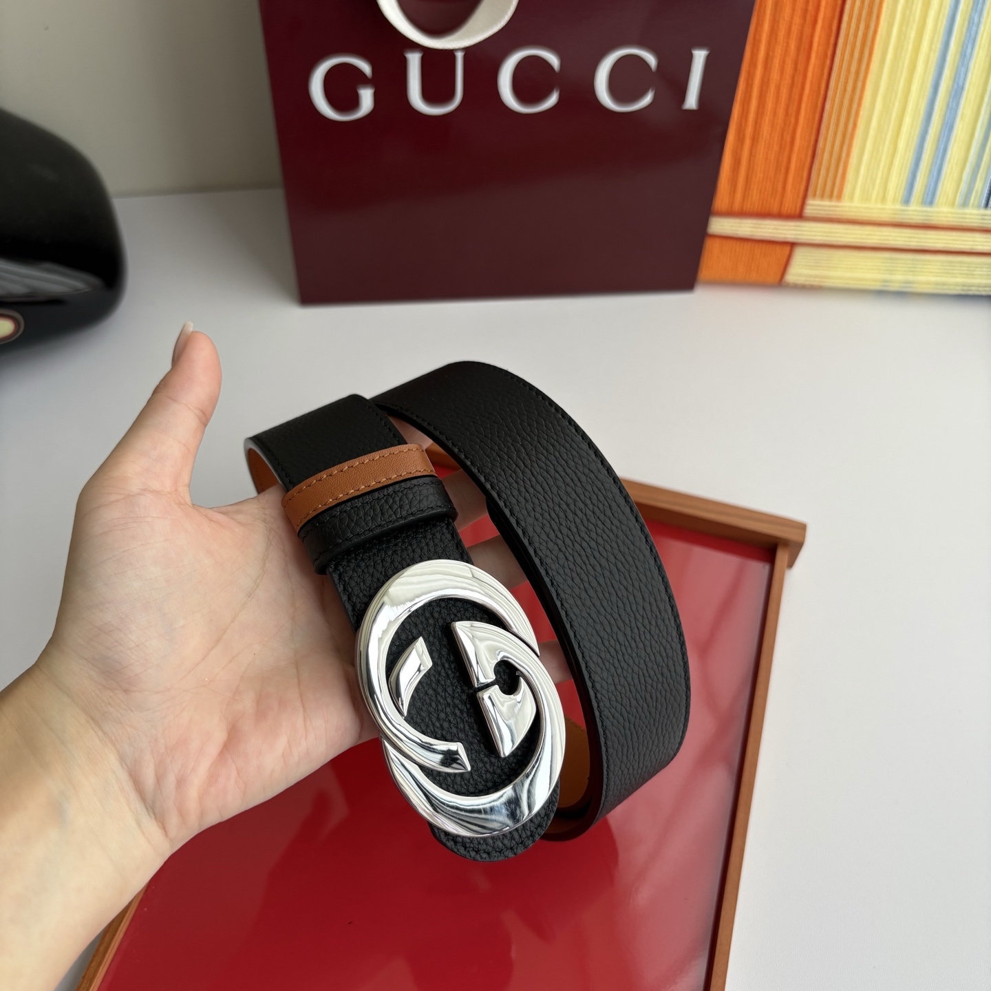Gucci 经典原单品质，荔枝纹面搭土黄平纹底，精品铜扣，精工制作，细节看图，实物拍摄，高端奢华，宽度4