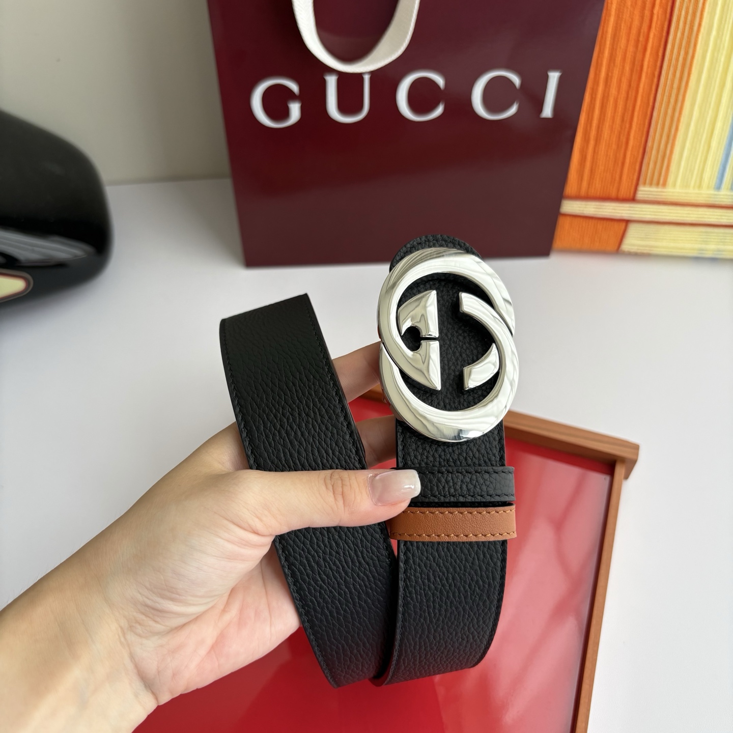 Gucci 经典原单品质，荔枝纹面搭土黄平纹底，精品铜扣，精工制作，细节看图，实物拍摄，高端奢华，宽度4