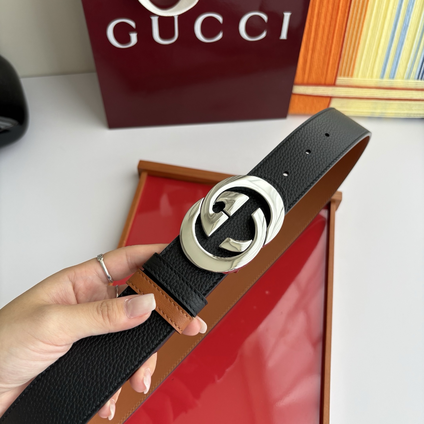 Gucci 经典原单品质，荔枝纹面搭土黄平纹底，精品铜扣，精工制作，细节看图，实物拍摄，高端奢华，宽度4