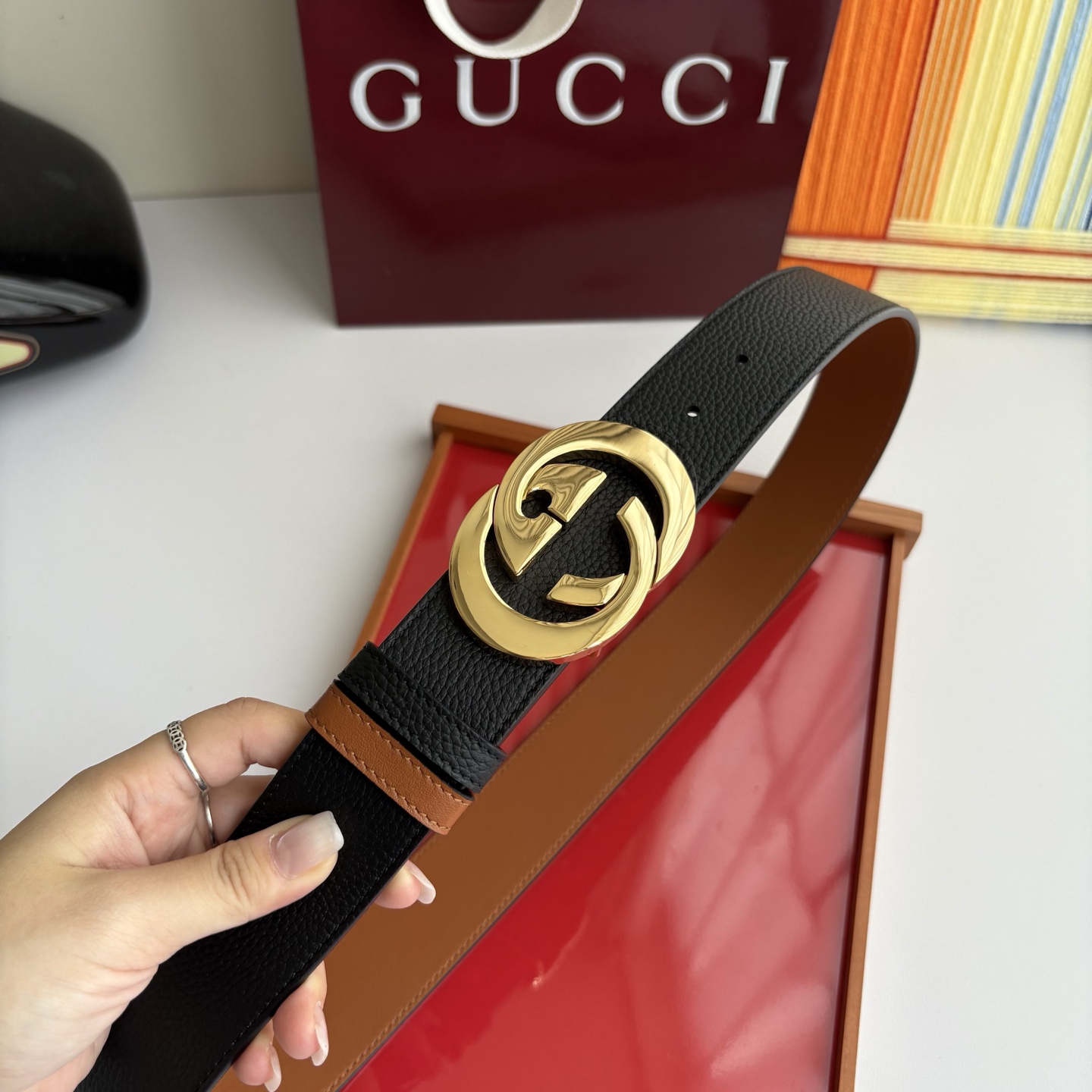 Gucci 经典原单品质，荔枝纹面搭土黄平纹底，精品铜扣，精工制作，细节看图，实物拍摄，高端奢华，宽度4