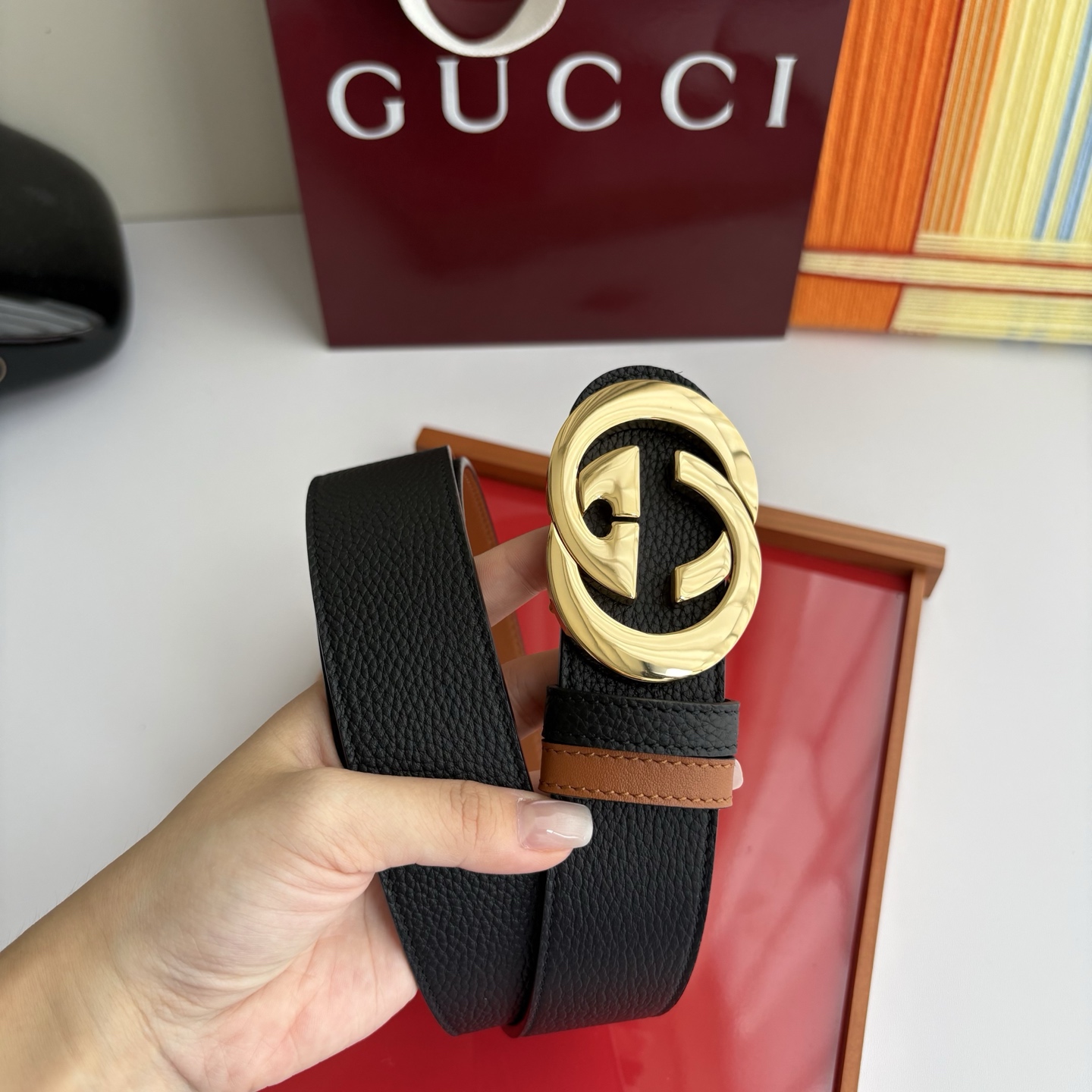 Gucci 经典原单品质，荔枝纹面搭土黄平纹底，精品铜扣，精工制作，细节看图，实物拍摄，高端奢华，宽度4