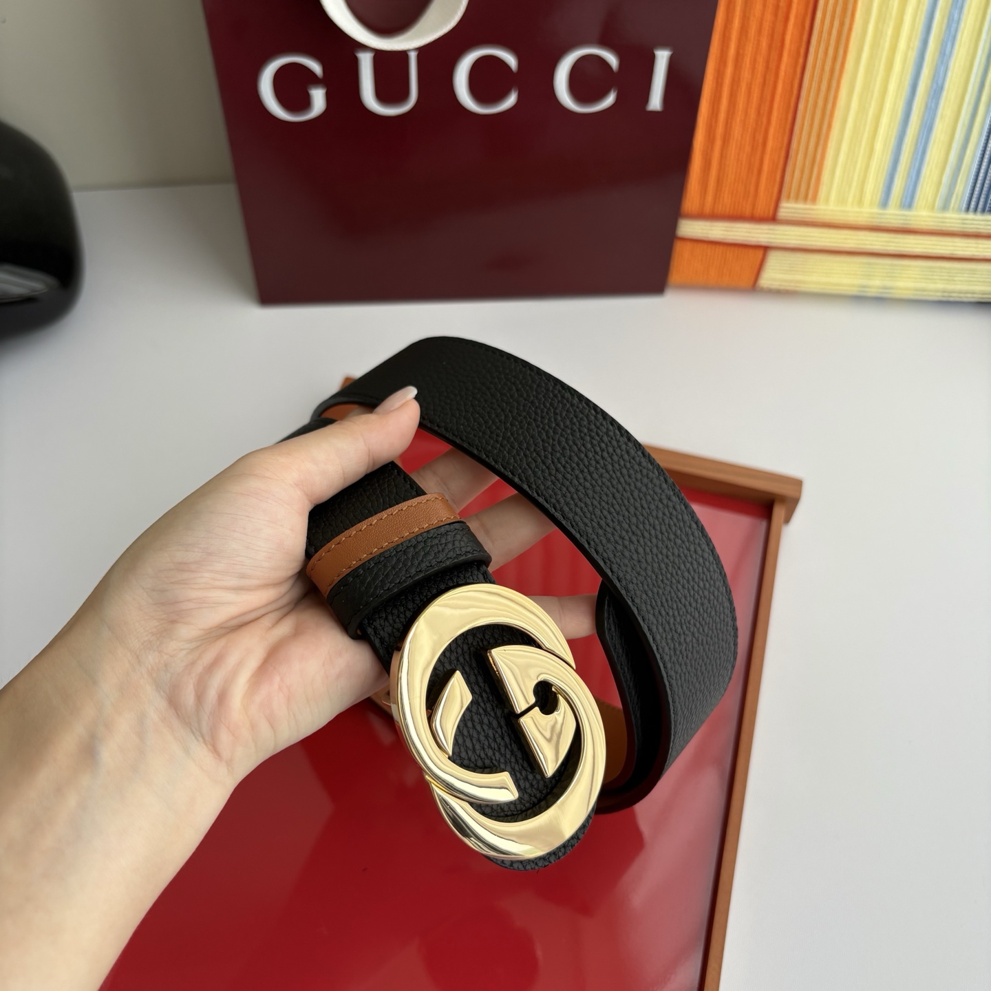 Gucci 经典原单品质，荔枝纹面搭土黄平纹底，精品铜扣，精工制作，细节看图，实物拍摄，高端奢华，宽度4
