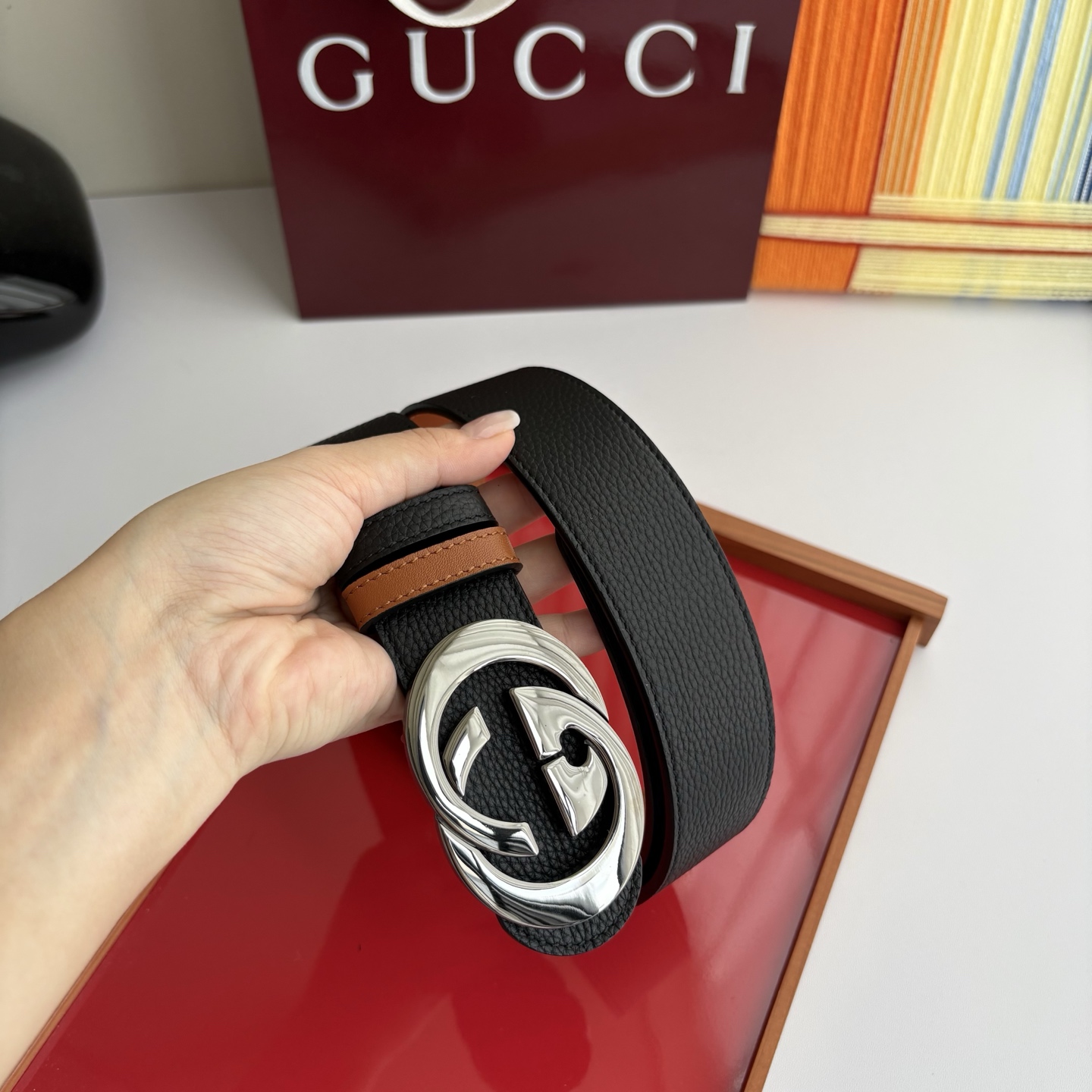 Gucci 经典原单品质，荔枝纹面搭土黄平纹底，精品铜扣，精工制作，细节看图，实物拍摄，高端奢华，宽度4