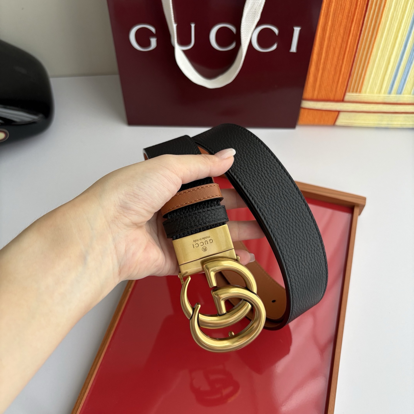 Gucci 经典原单品质，荔枝纹面搭土黄平纹底，精品旋转铜扣，精工制作，细节看图，实物拍摄，高端奢华，宽