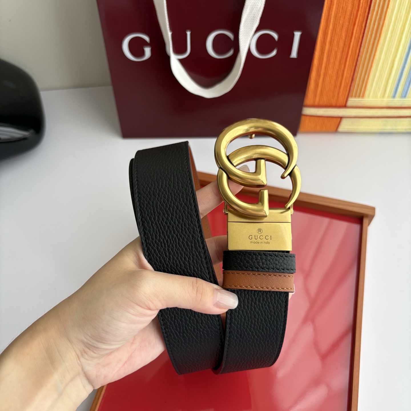 Gucci 经典原单品质，荔枝纹面搭土黄平纹底，精品旋转铜扣，精工制作，细节看图，实物拍摄，高端奢华，宽