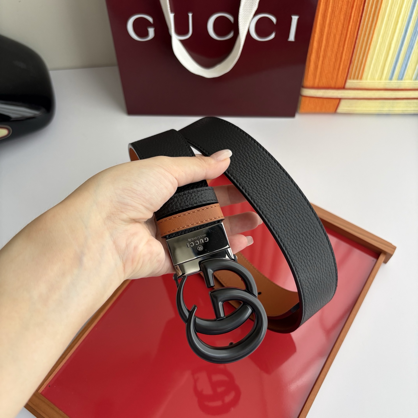 Gucci 经典原单品质，荔枝纹面搭土黄平纹底，精品旋转铜扣，精工制作，细节看图，实物拍摄，高端奢华，宽